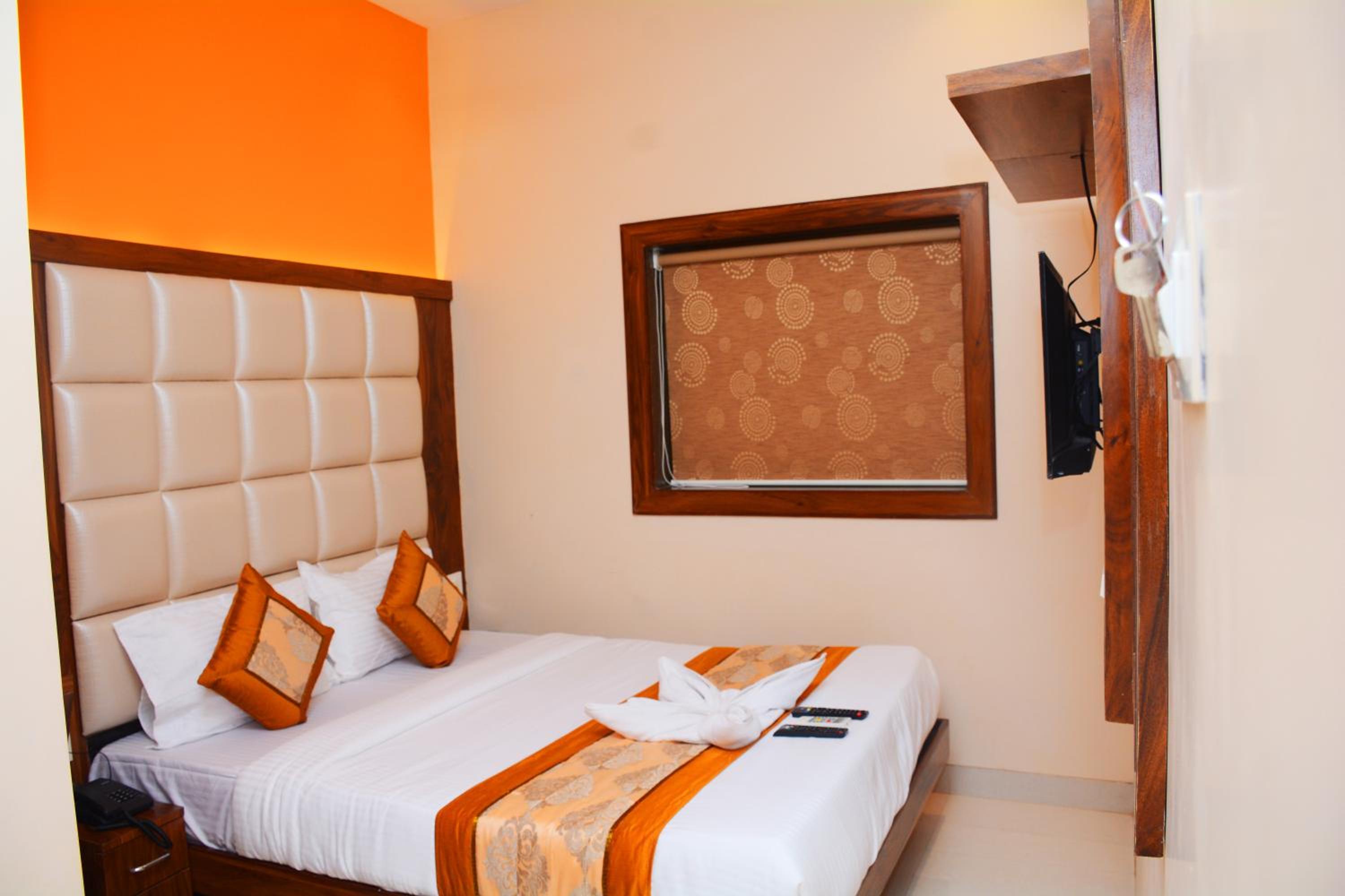 Deluxe Double Room - Photo 1