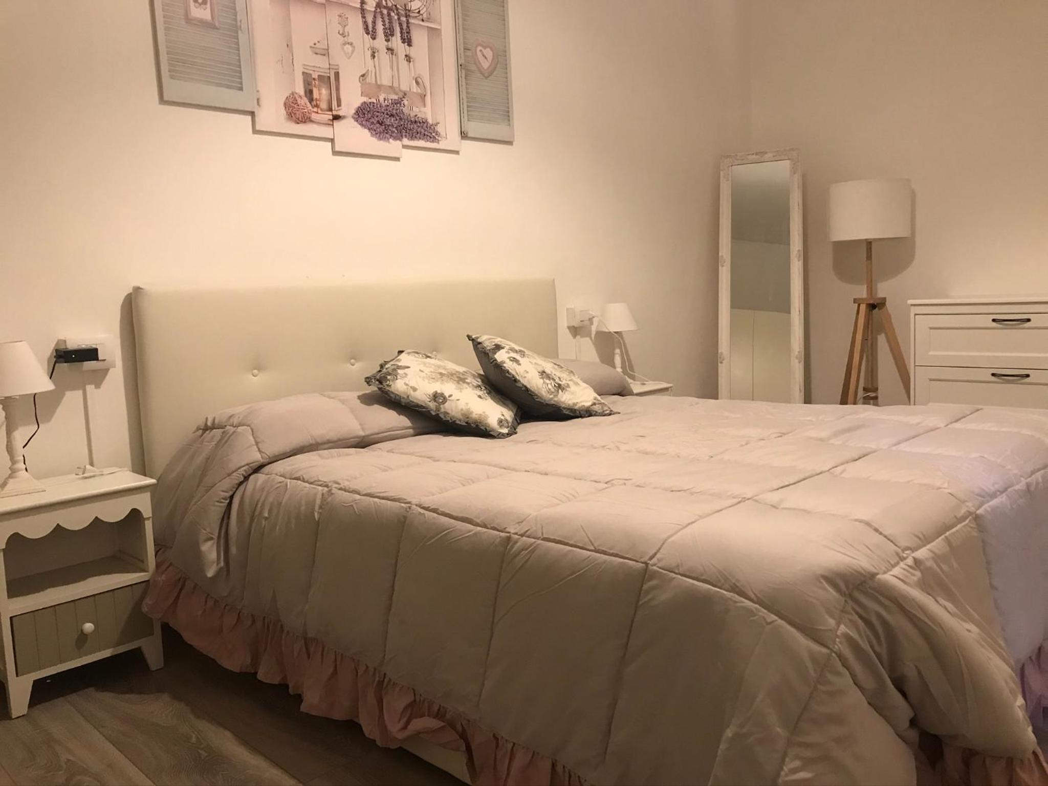 Large Double Room photo 1