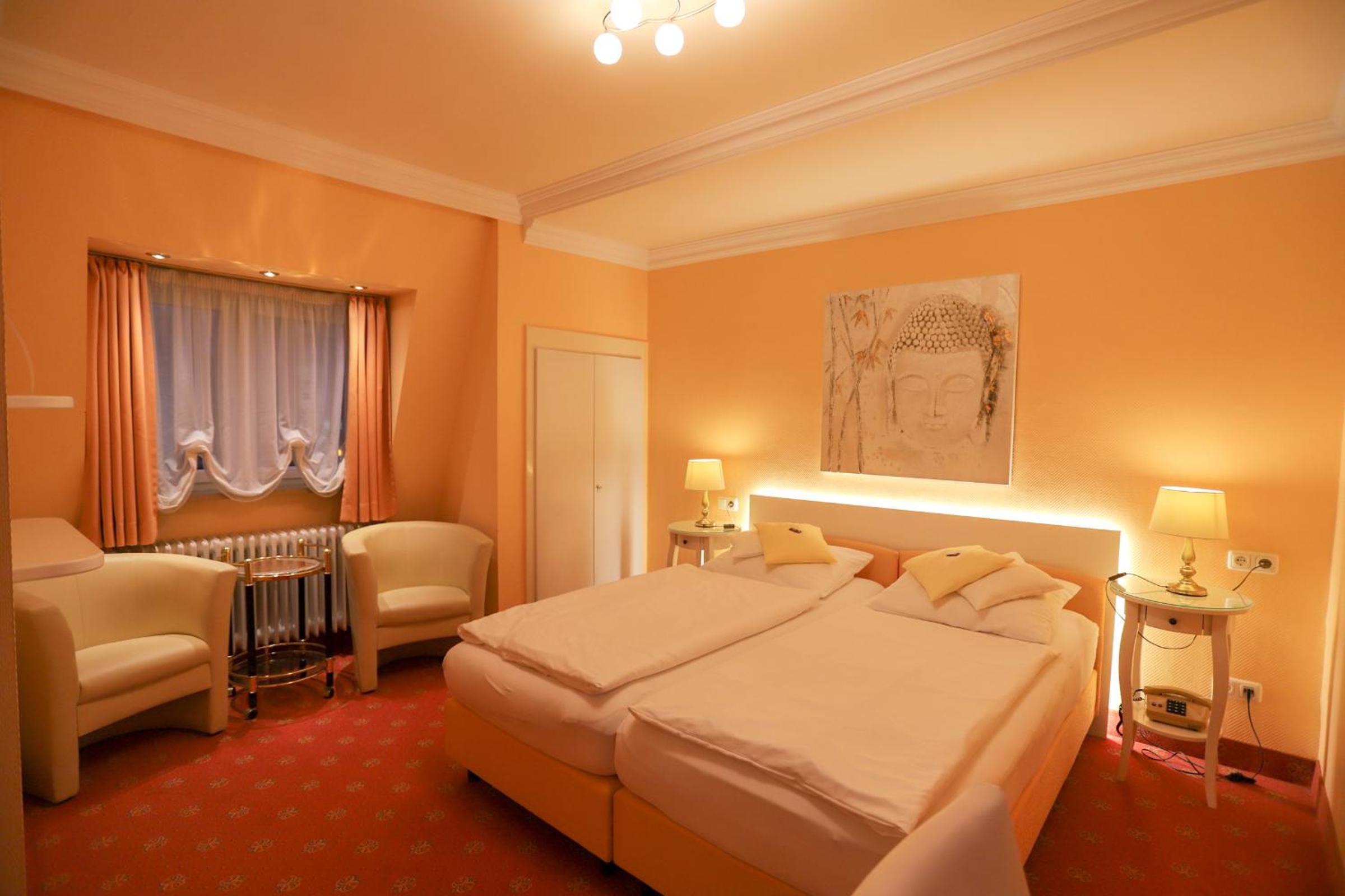 Double Room - Photo 9