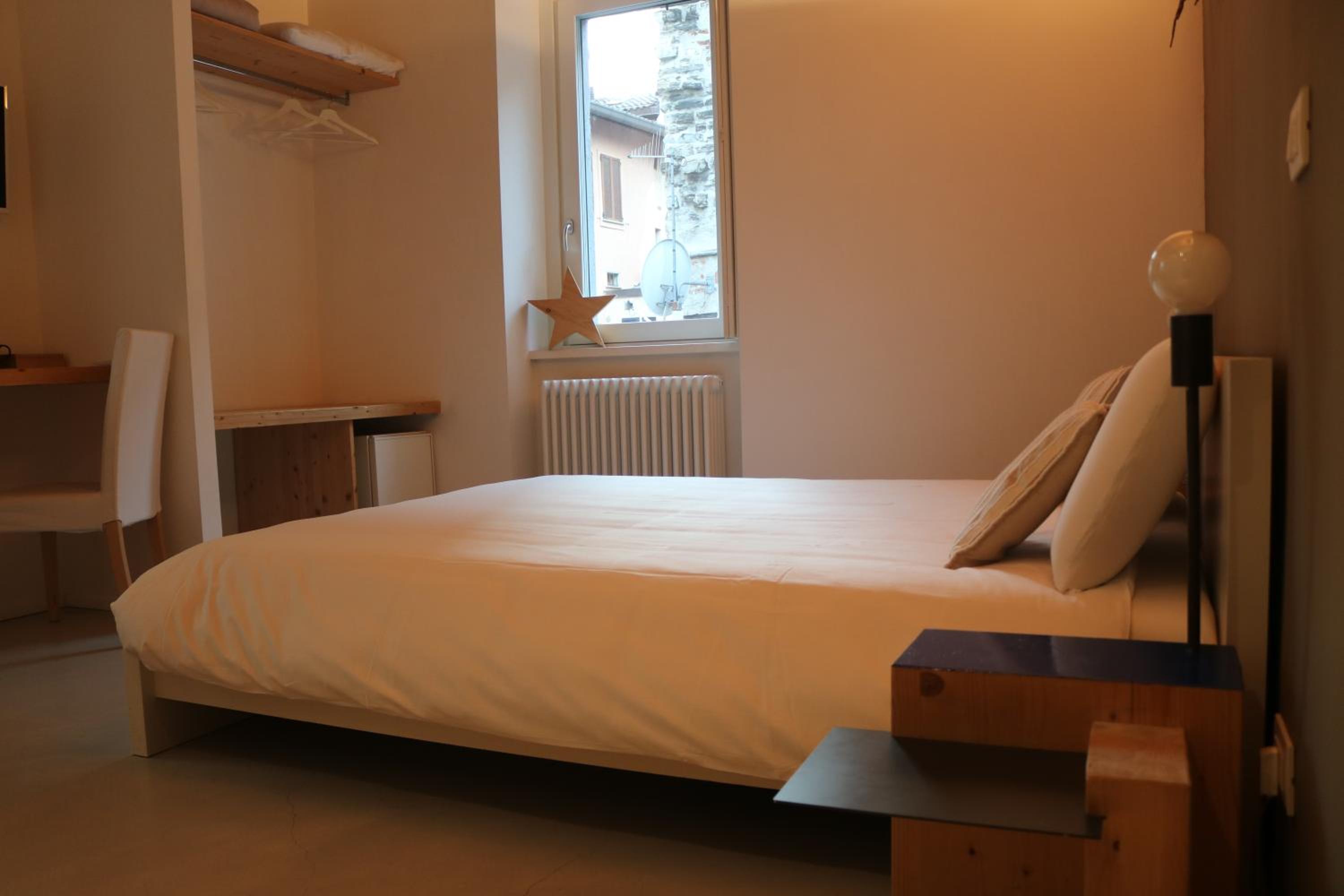 Large Double Room photo 2