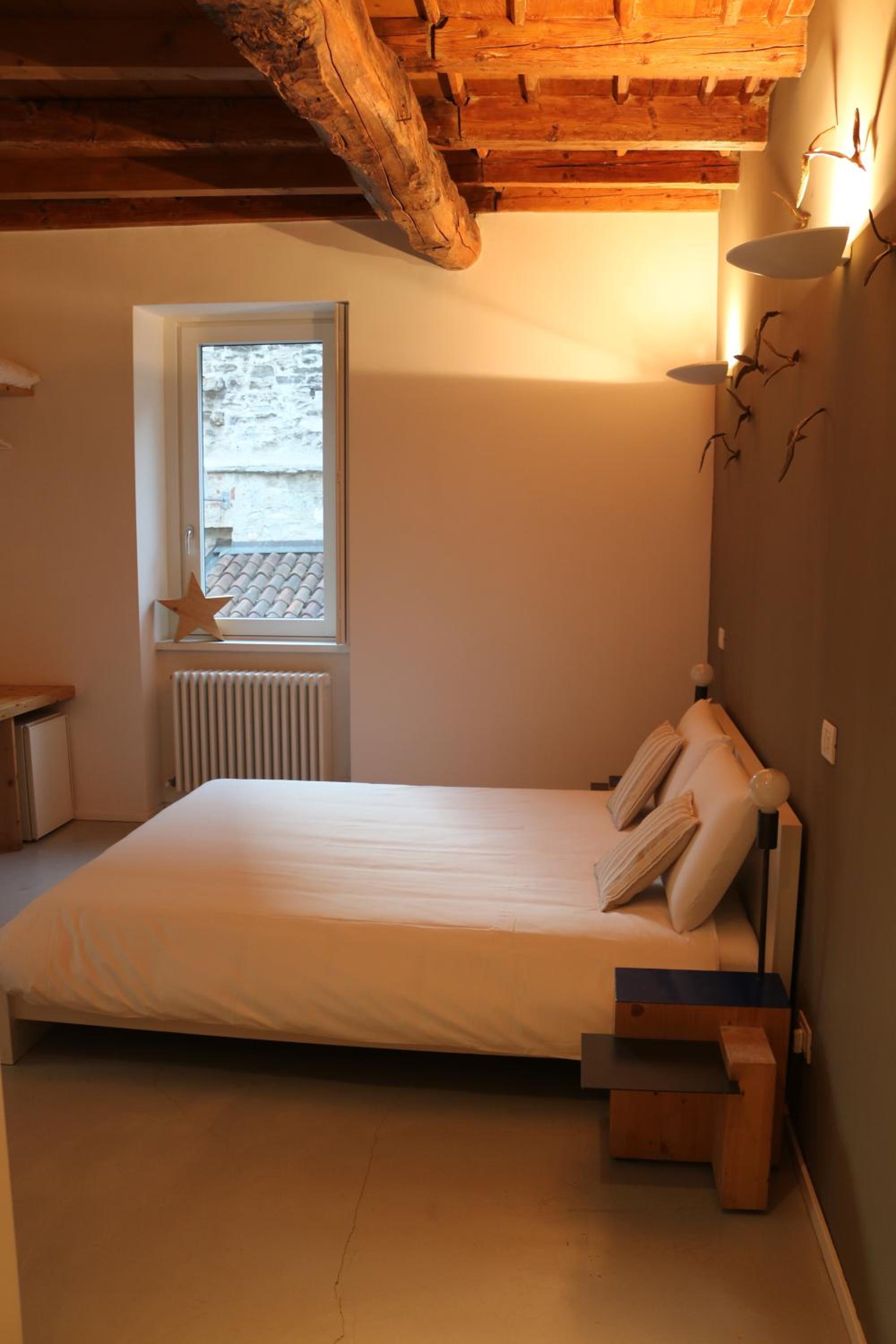 Large Double Room photo 3
