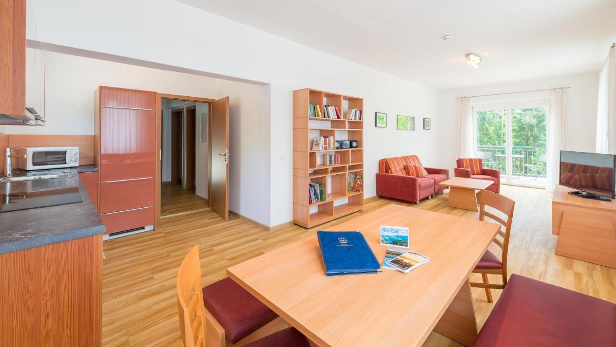Apartment with Balcony photo 1