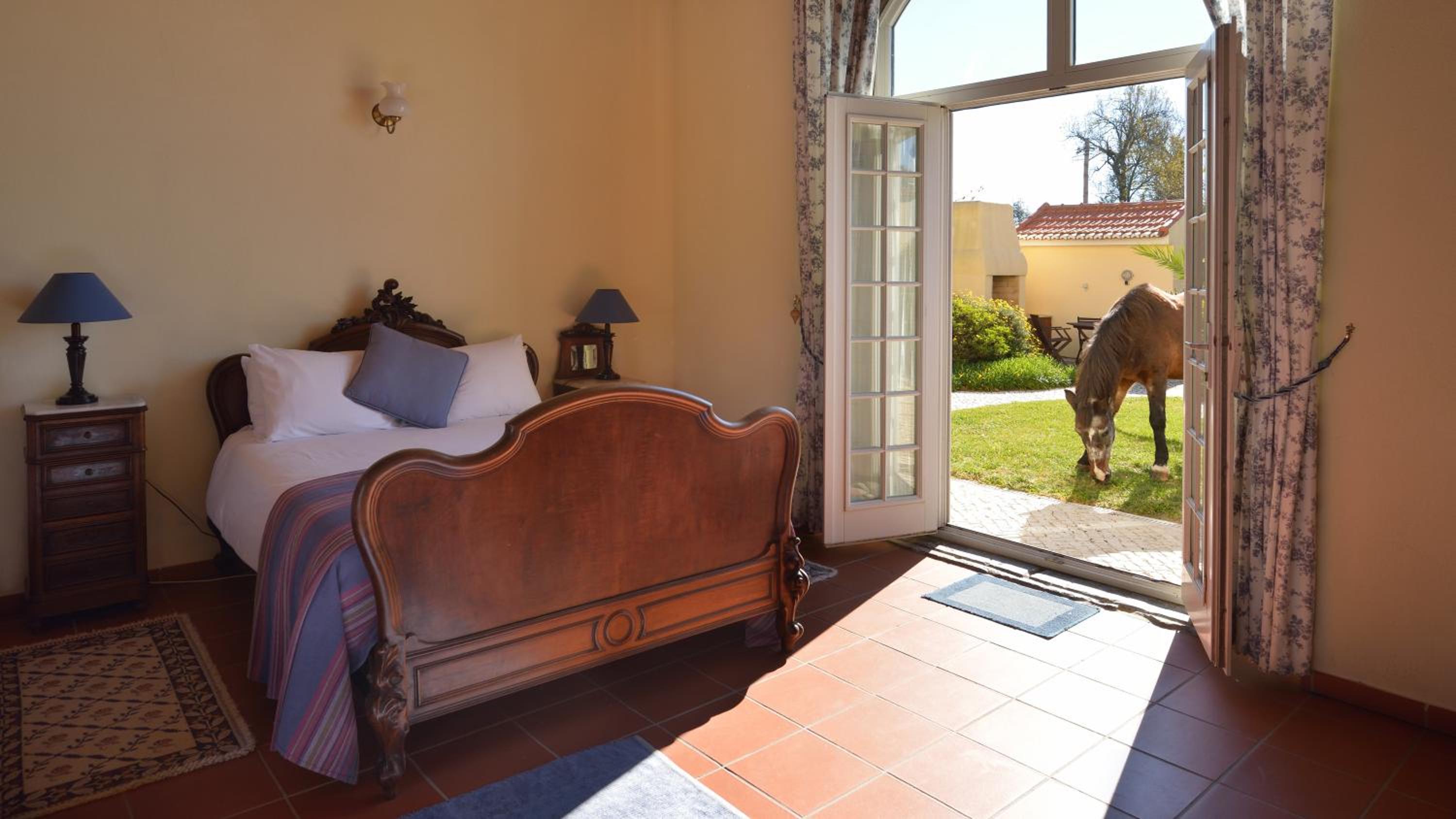 Two-Bedroom Suite with Pool View - Photo 7