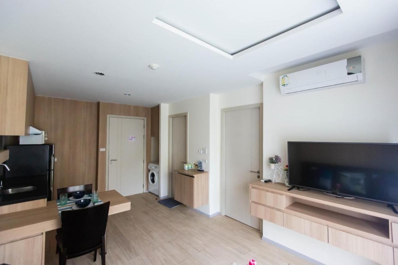 One-Bedroom Apartment - Photo 13