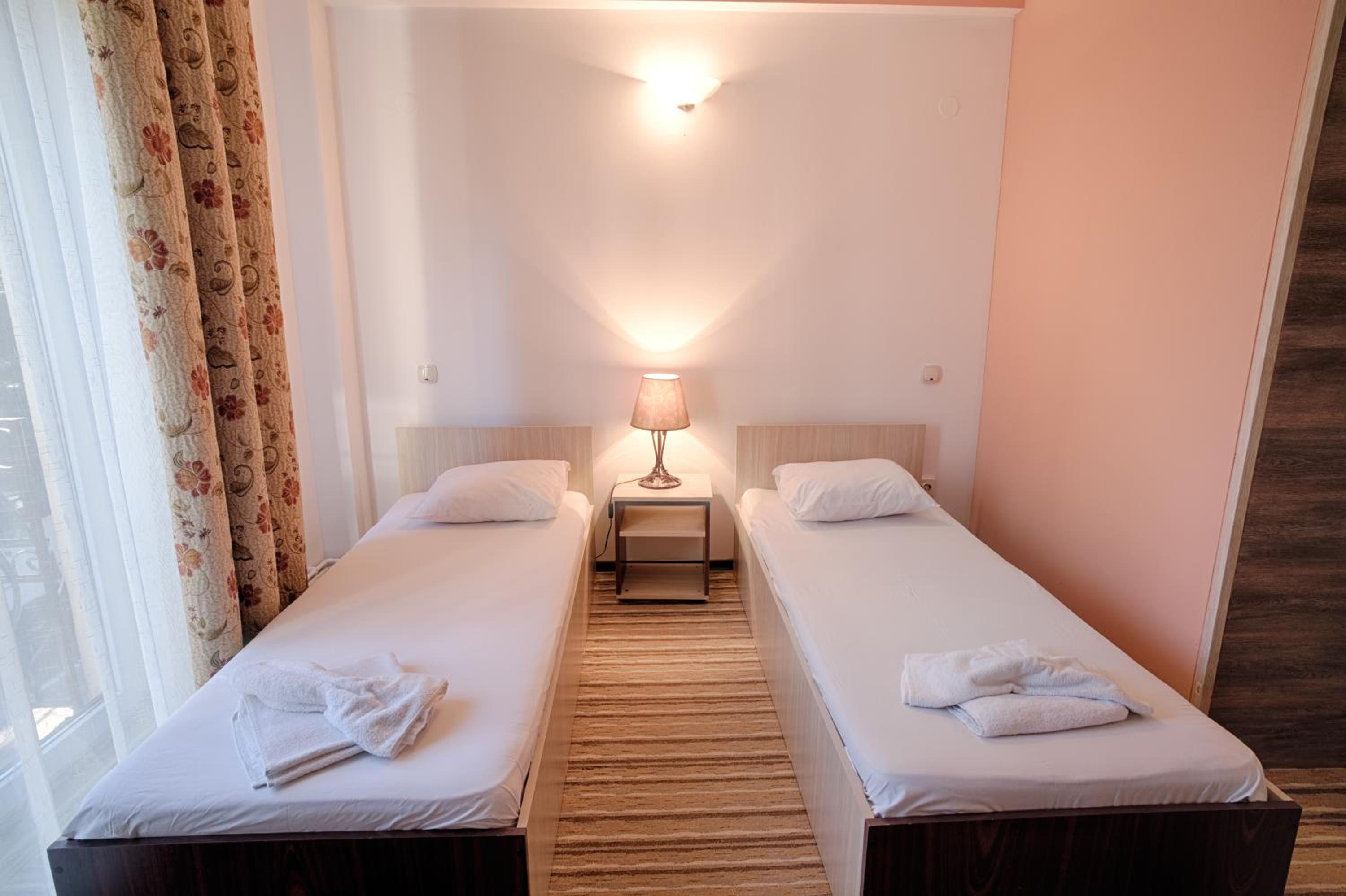 Twin Room photo 2