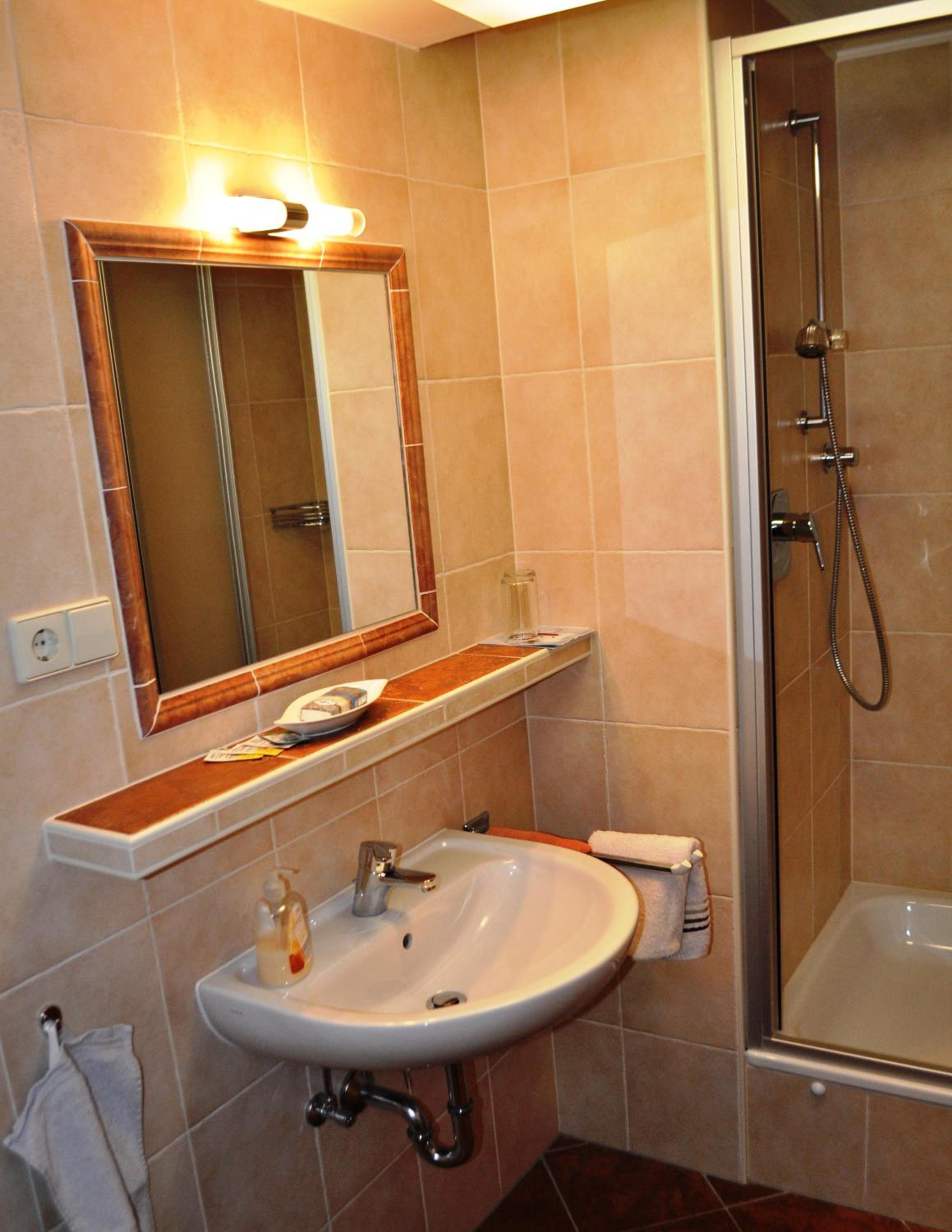 Double Room - Photo 3