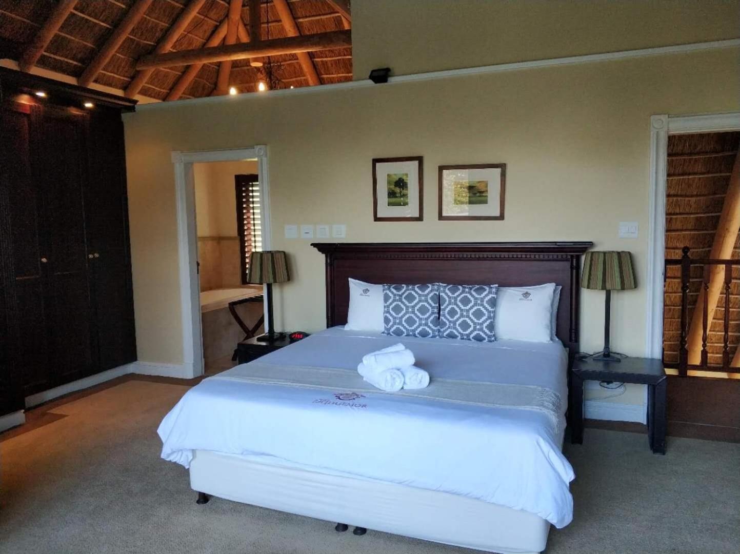Twin/Double Room photo 3