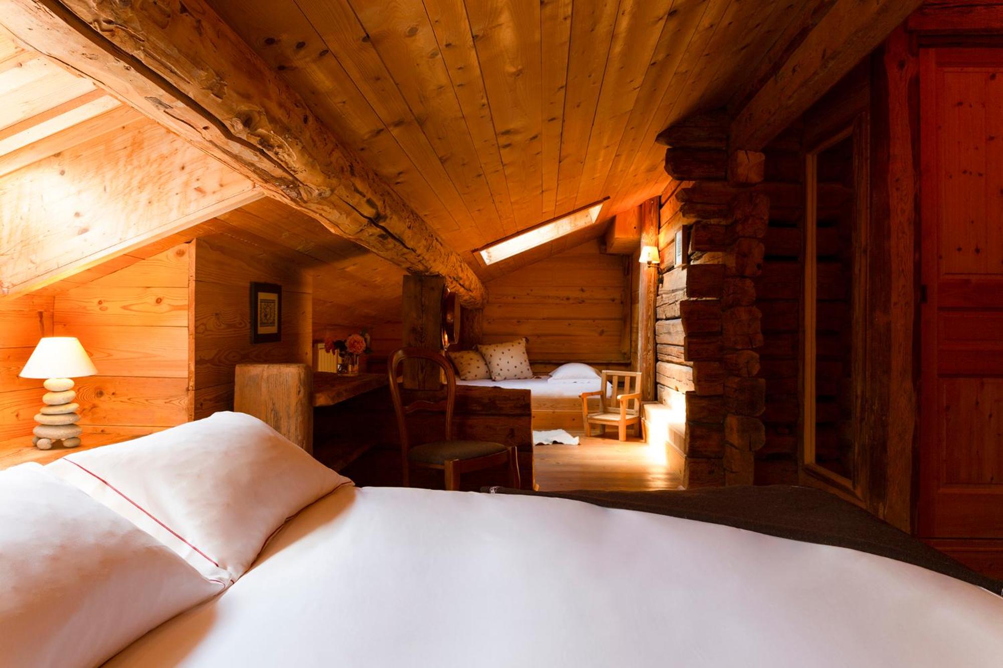 Mountain Room photo 2