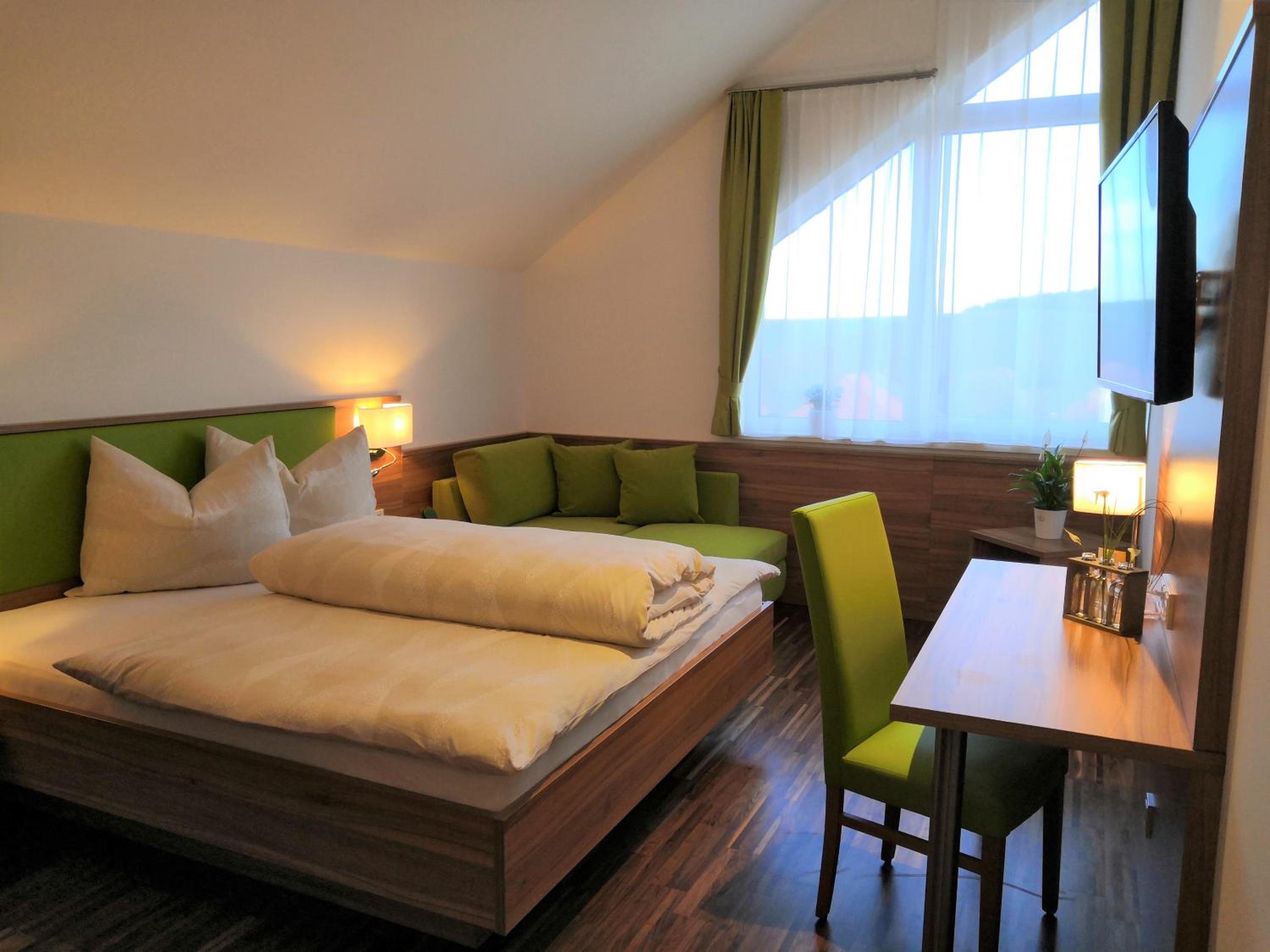 Family Room - Photo 4