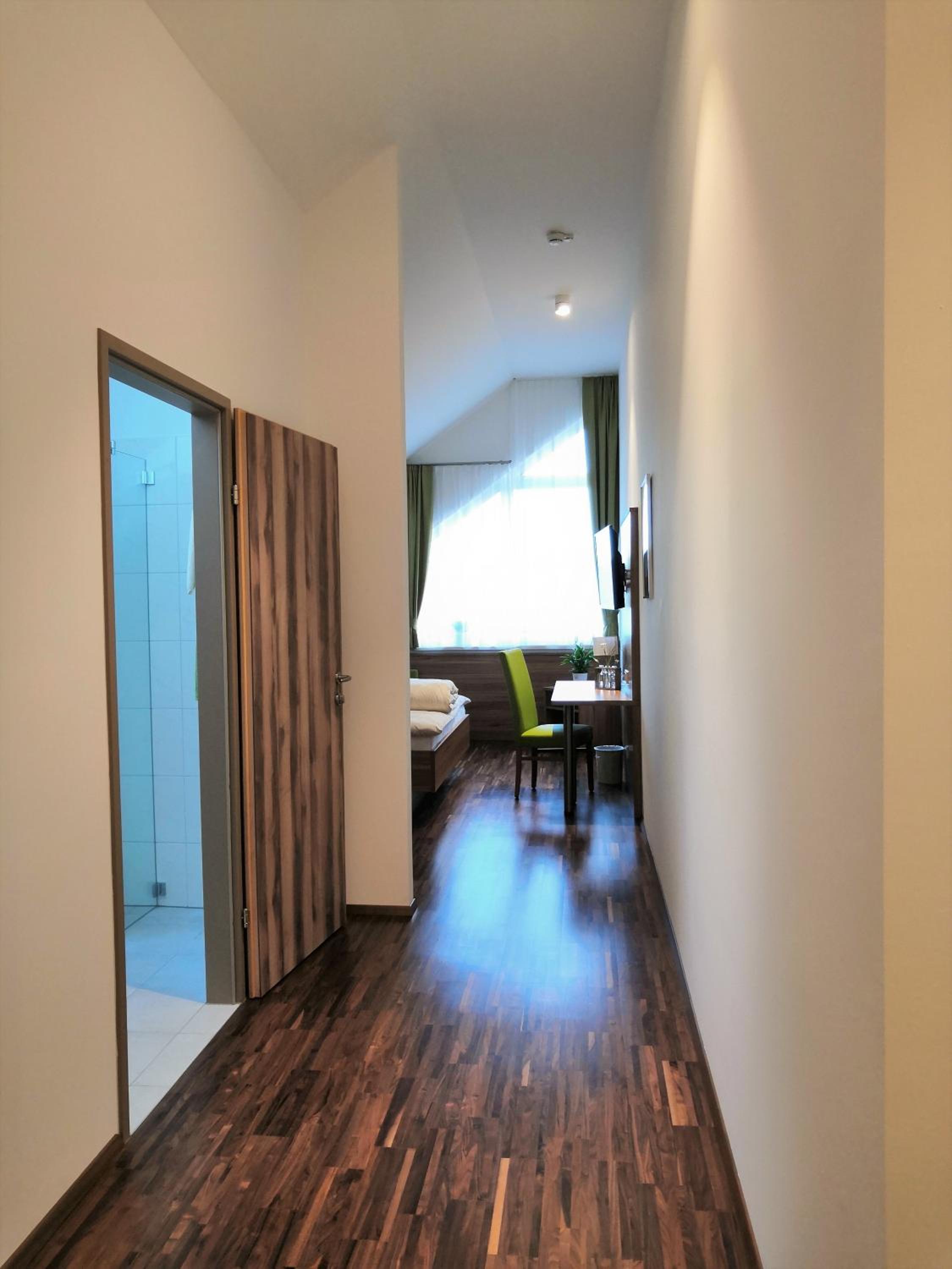 Family Room - Photo 9