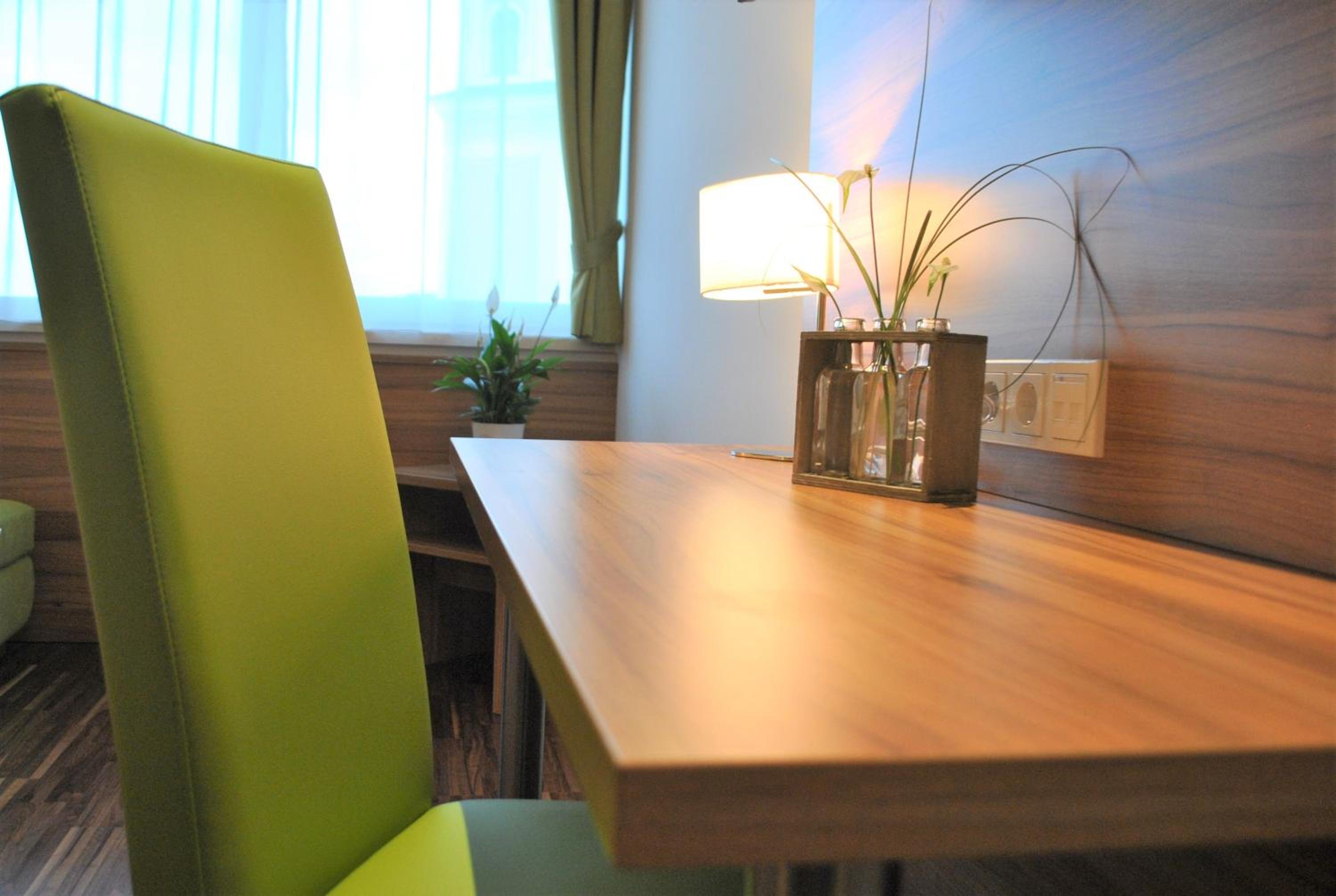 Family Room - Photo 12