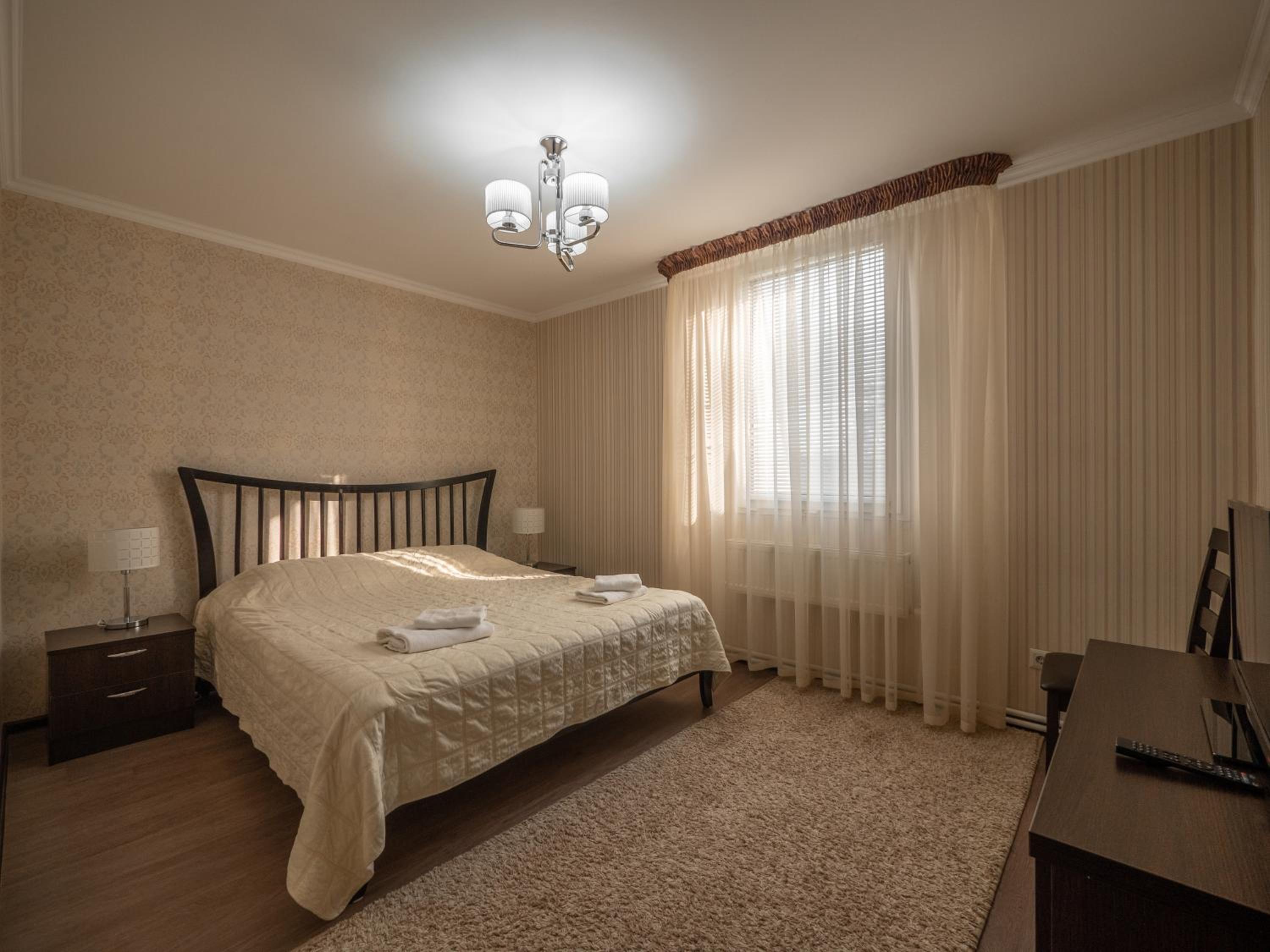 Large Double Room