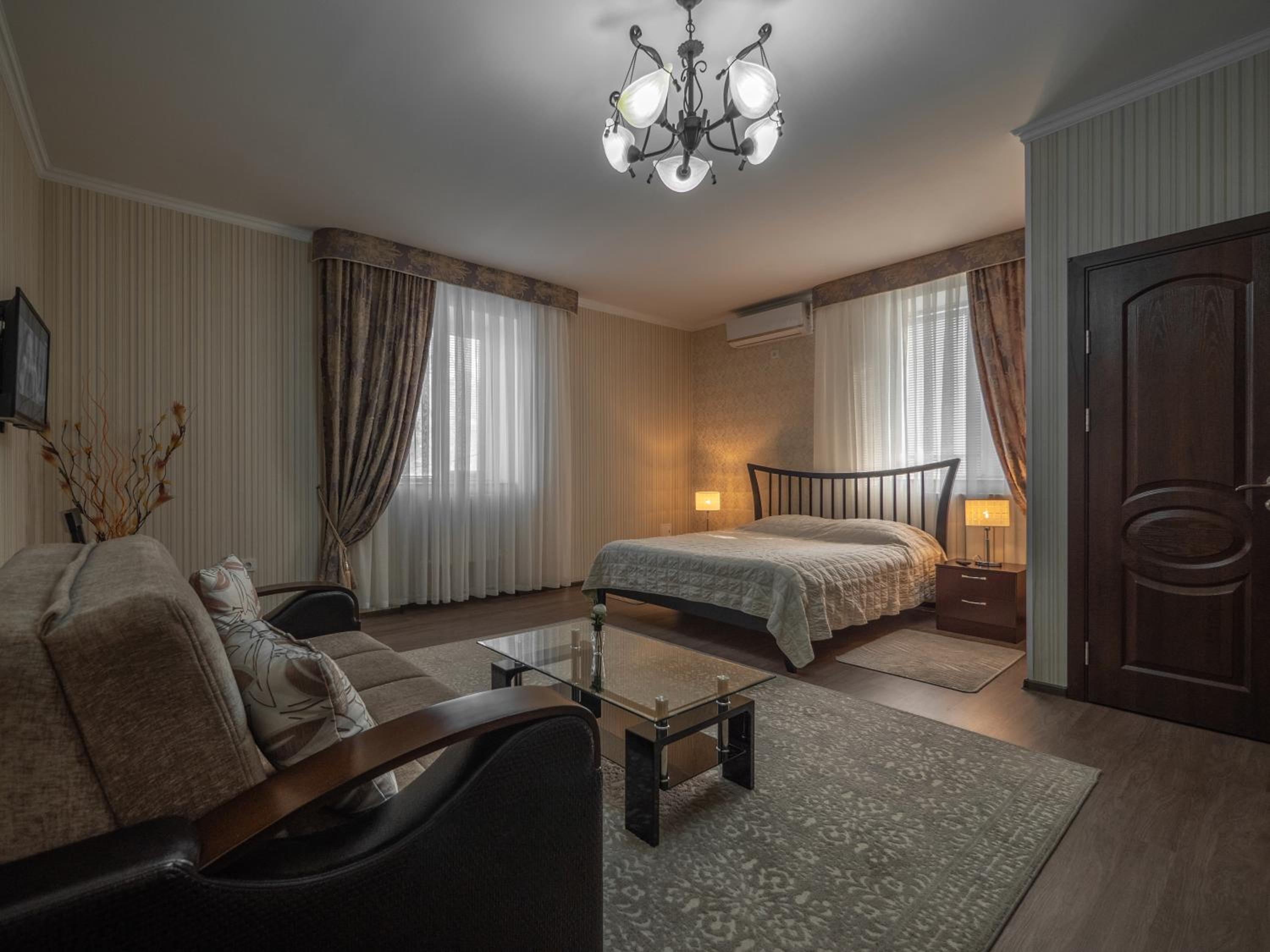 Deluxe Double Room with Extra Bed