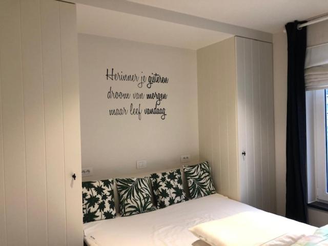 Two-Bedroom Apartment - Photo 3