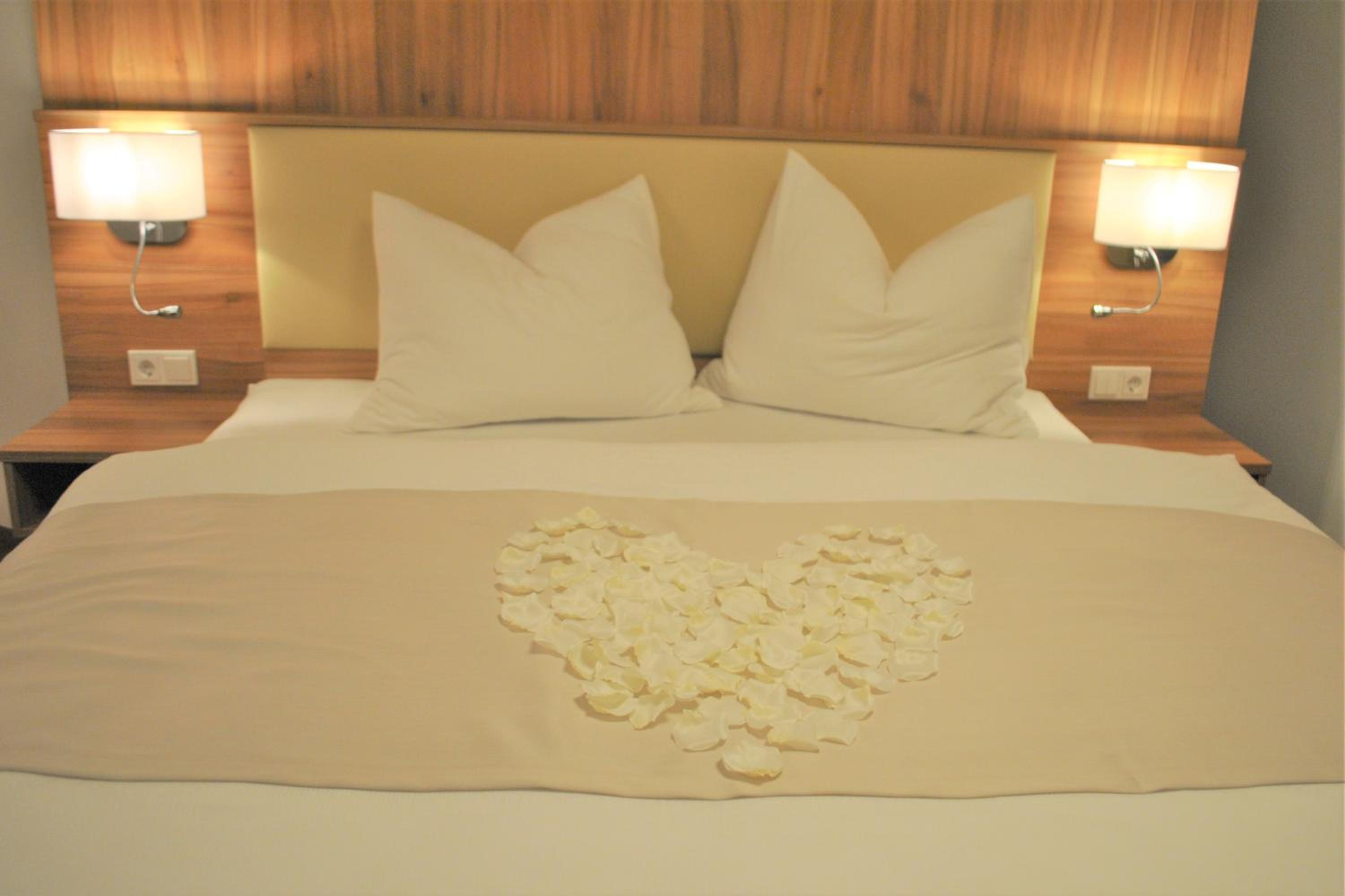 Suite - Photo 23