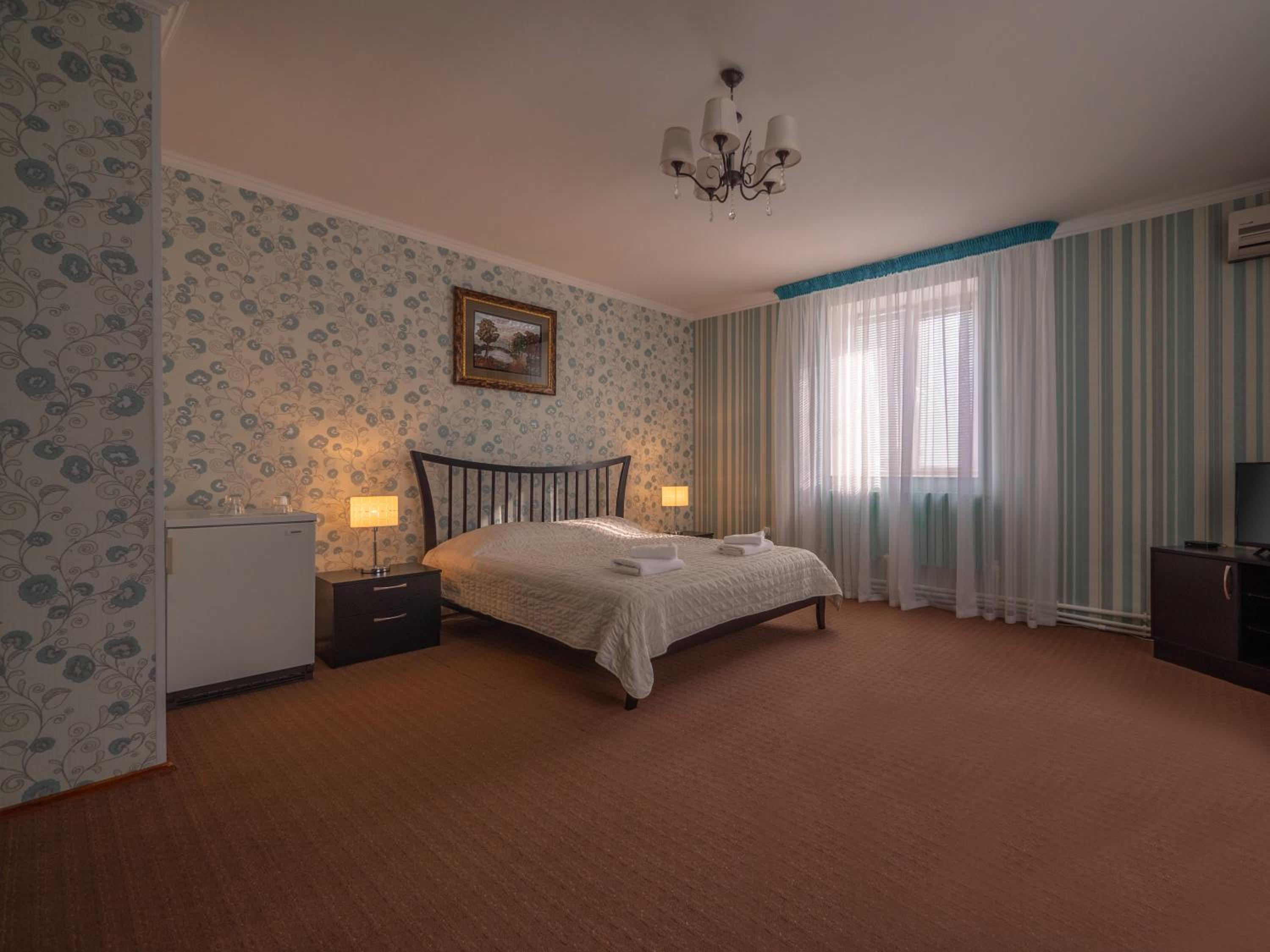Large Double Room