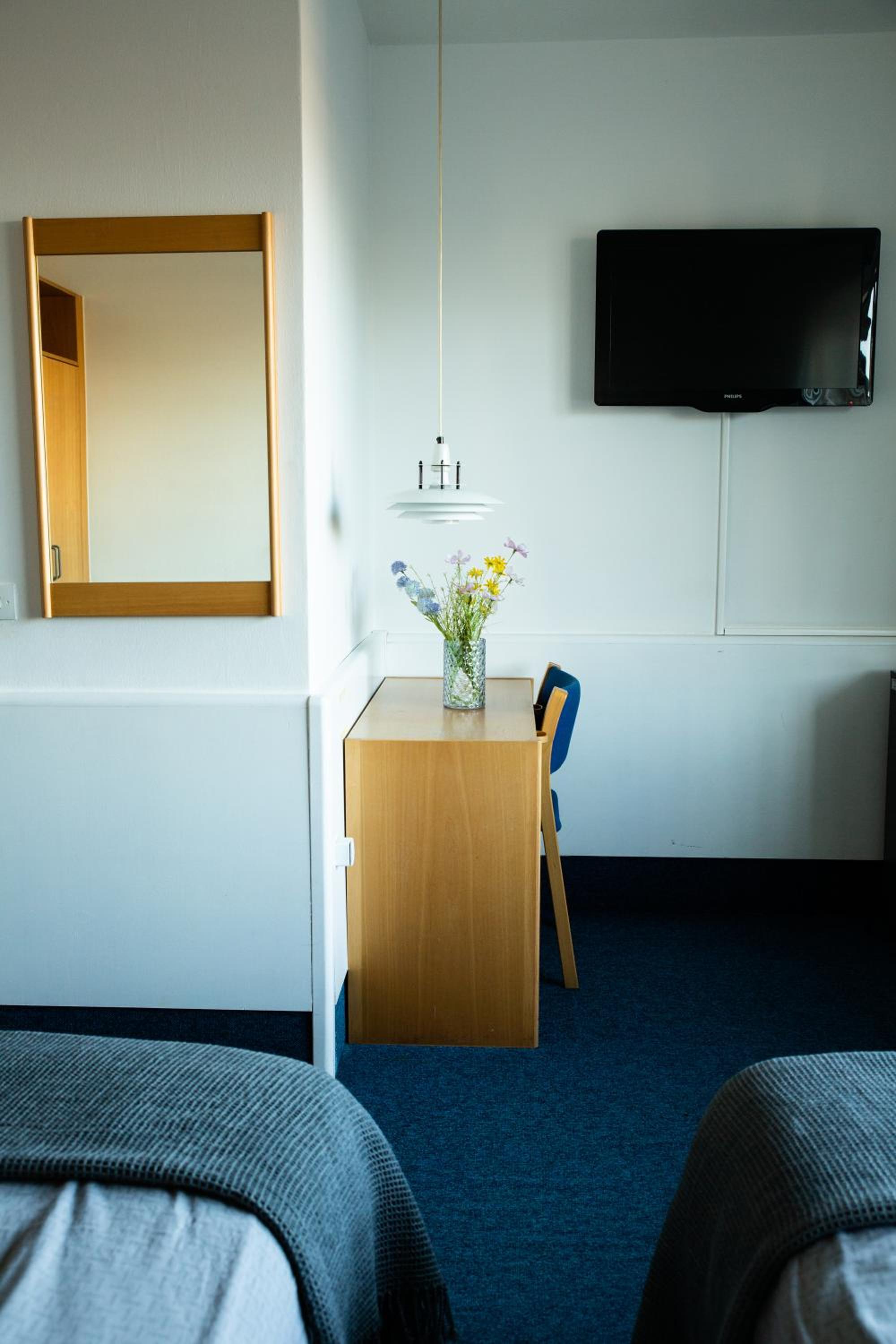 Budget Double Room - Photo 3