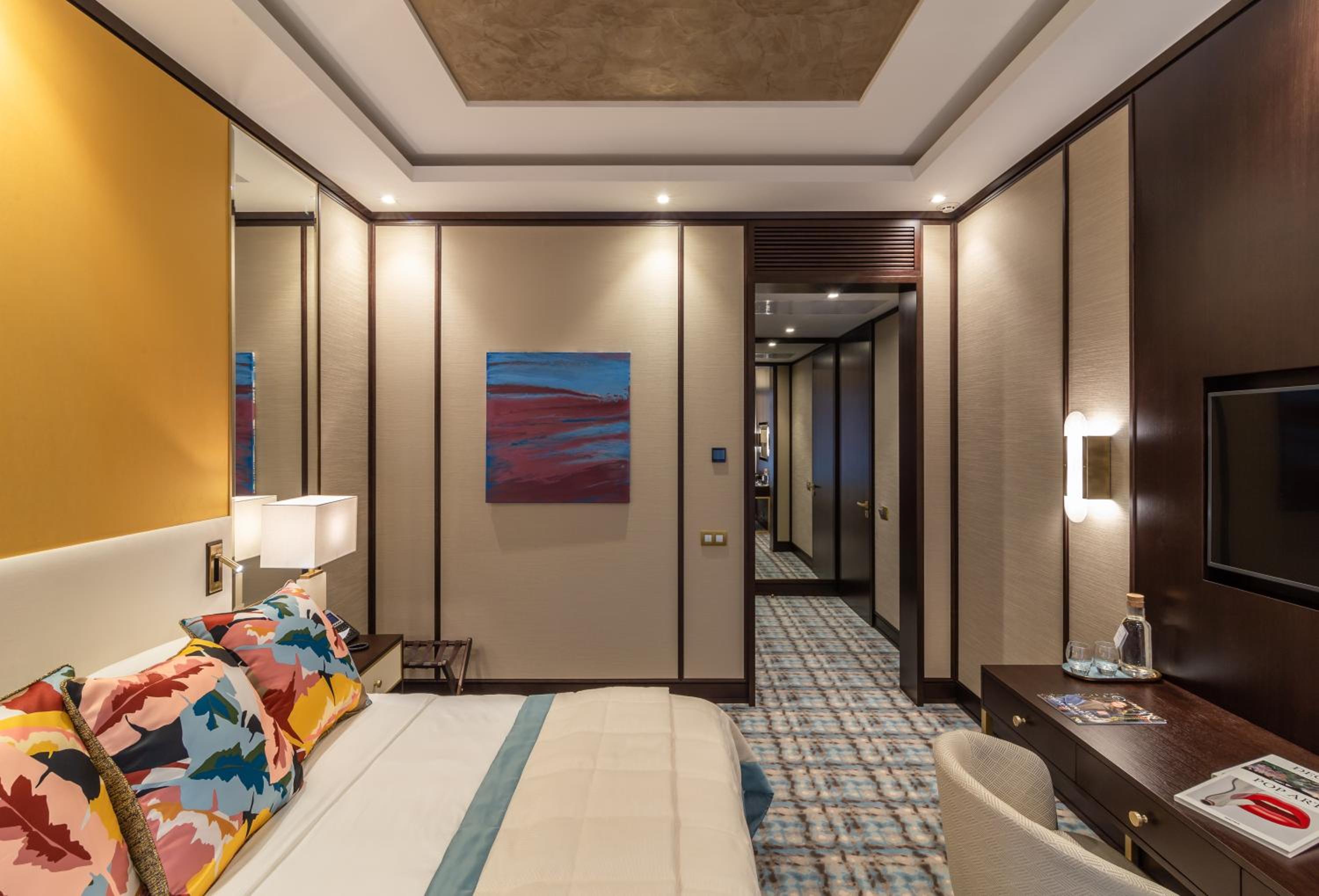 Large Double Room