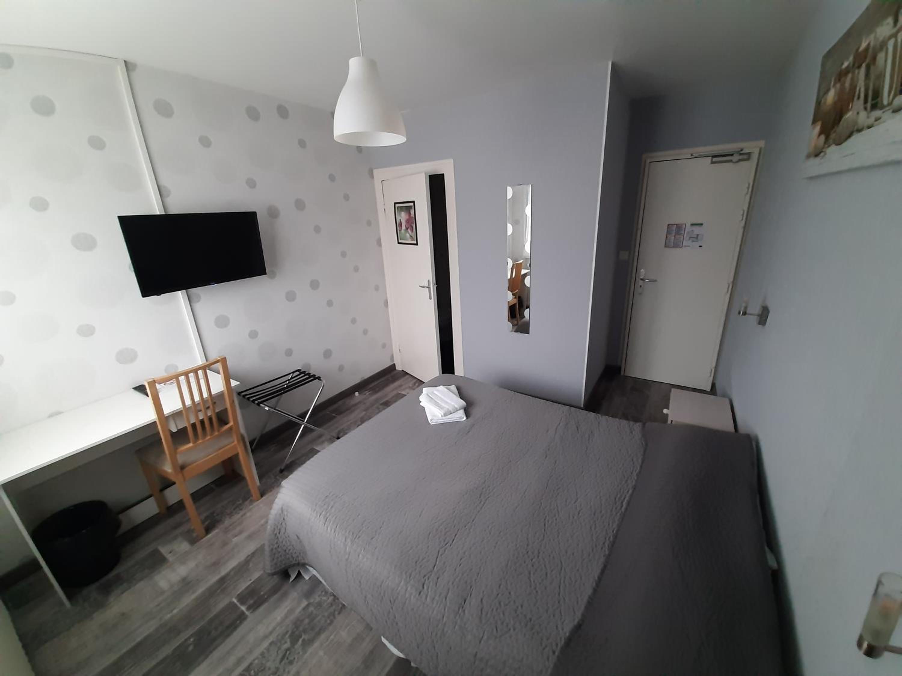 Single Room photo 3