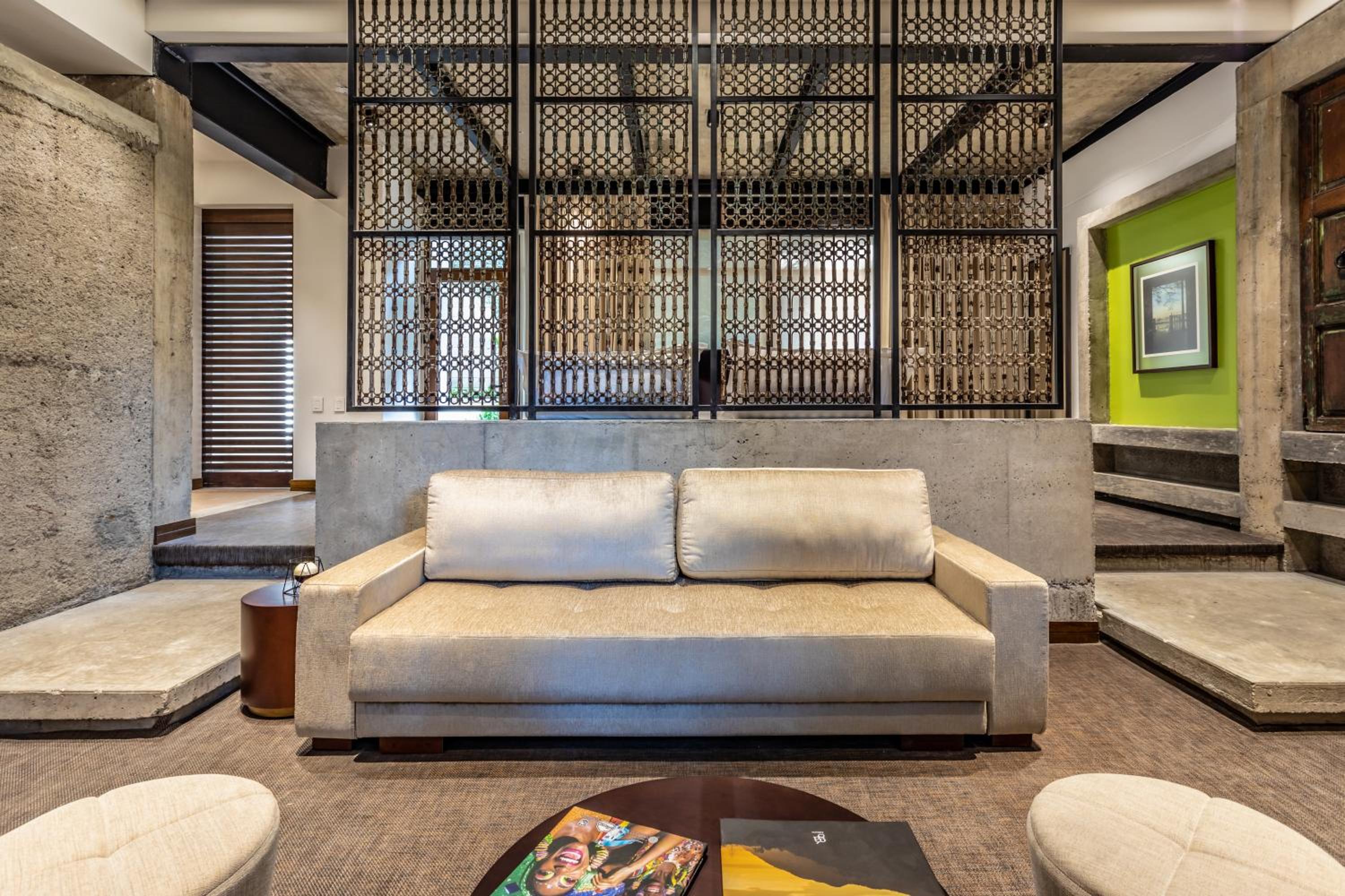 Deluxe Suite - Photo 14