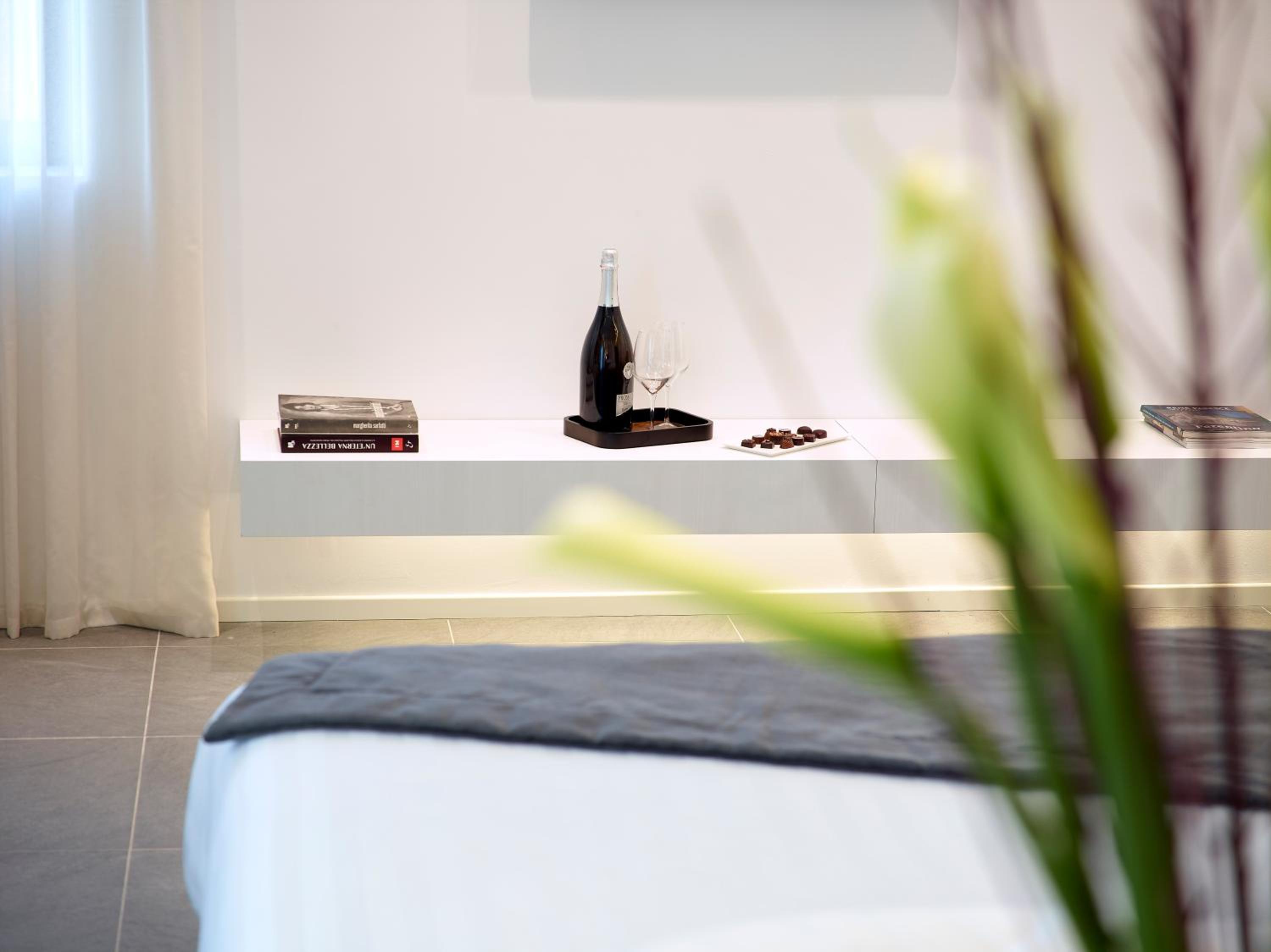 Junior Suite - Photo 1