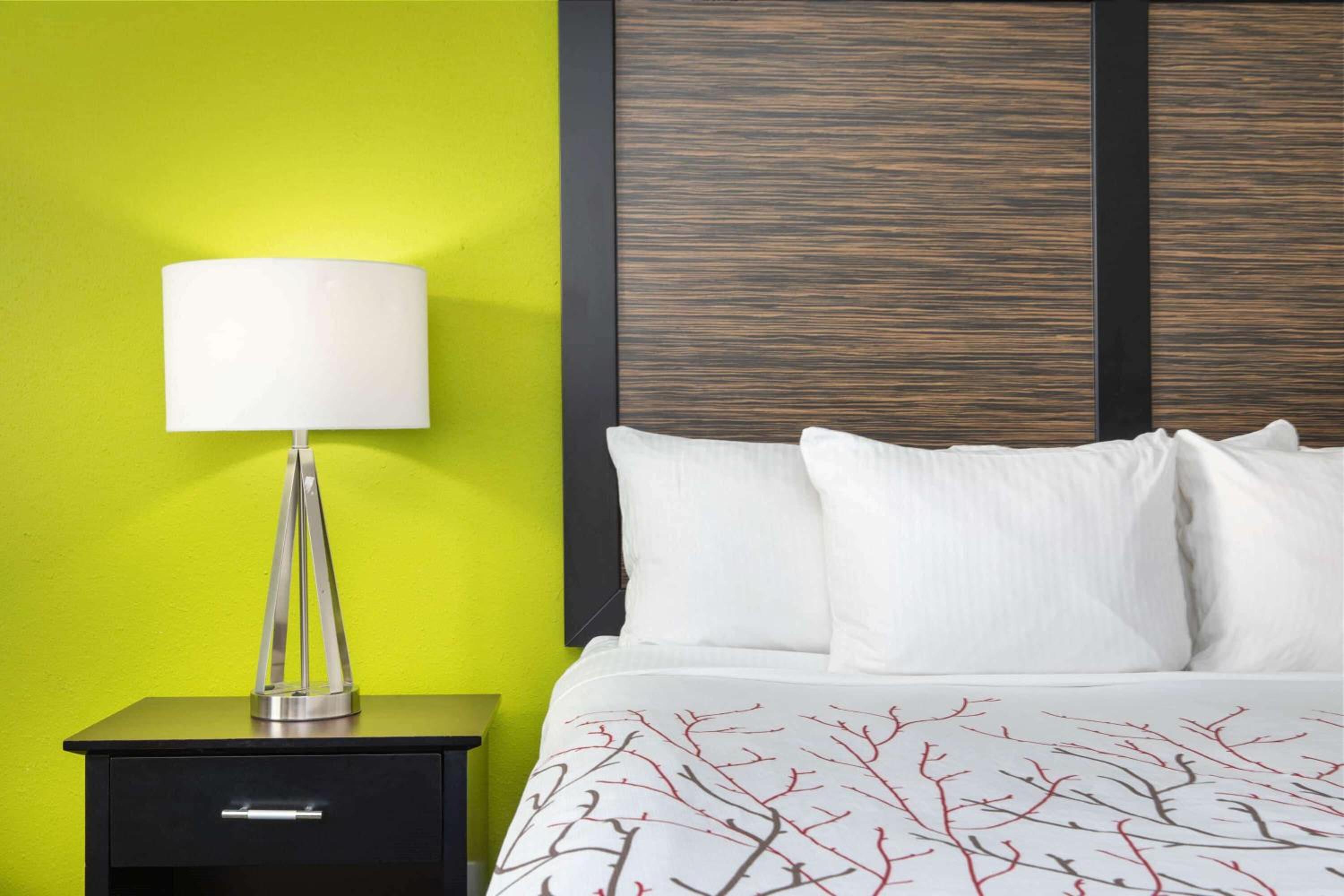 Deluxe Queen Room with Two Queen Beds - Photo 1