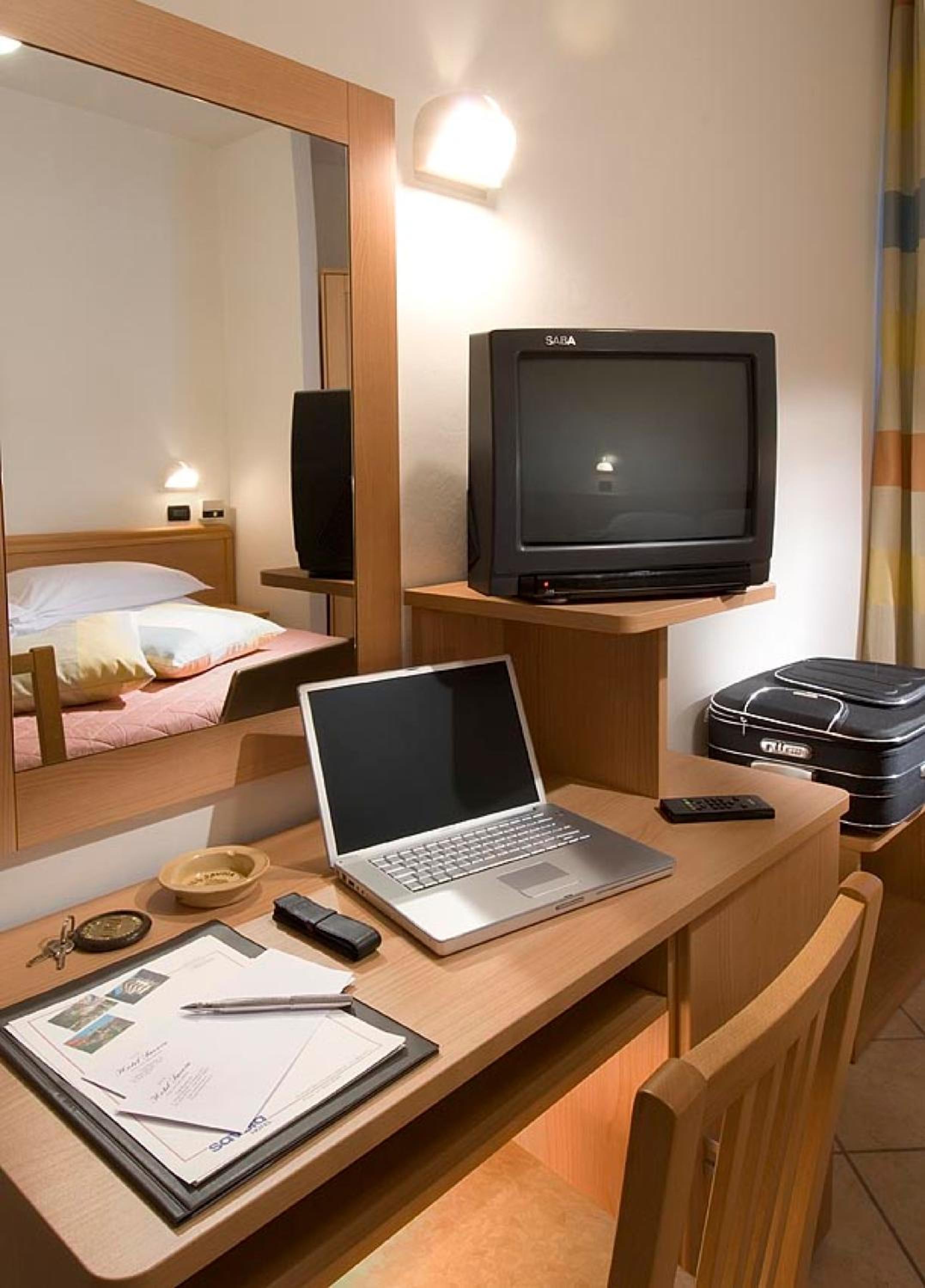 Double or Twin Room photo 1