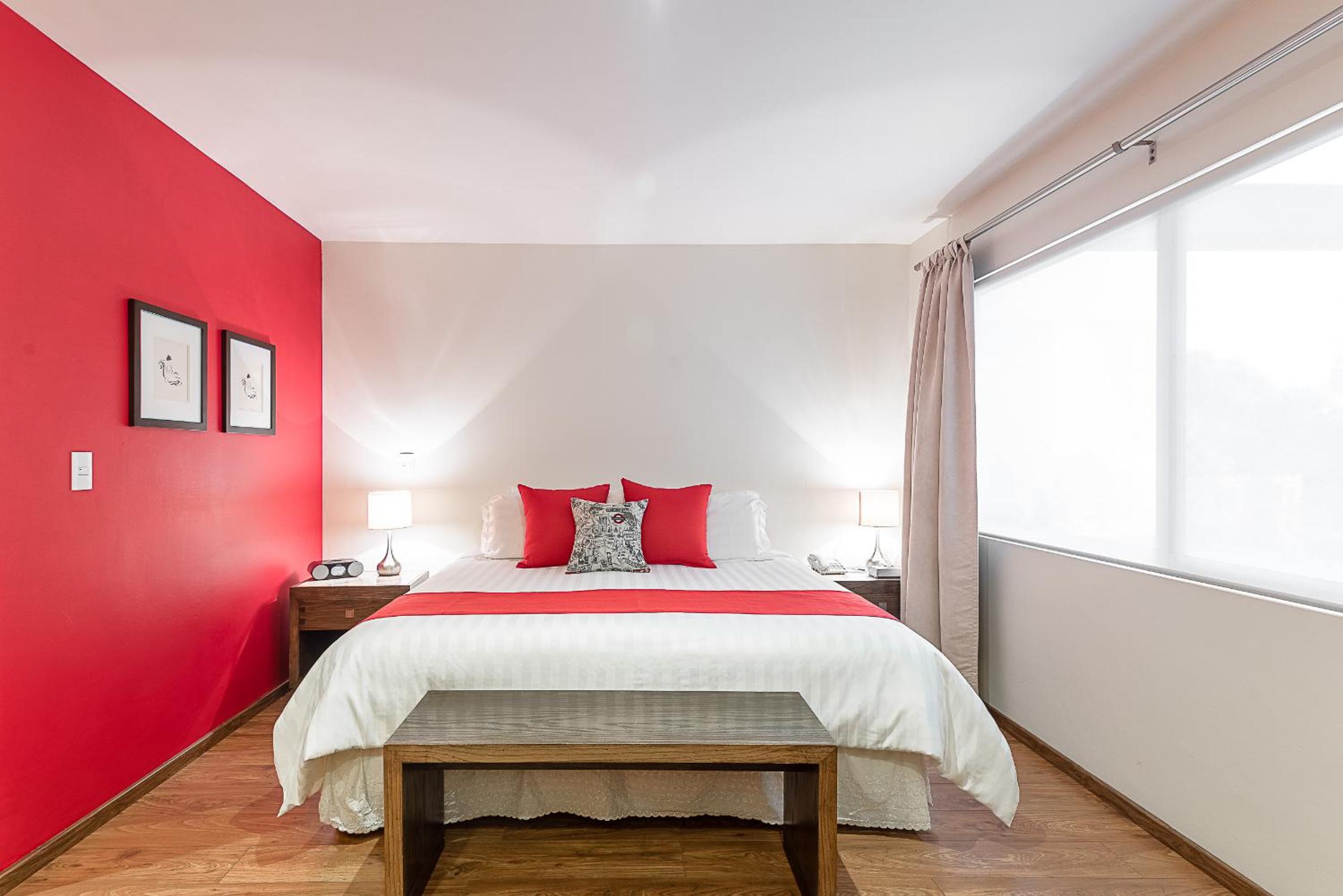 Standard King Room - Photo 9