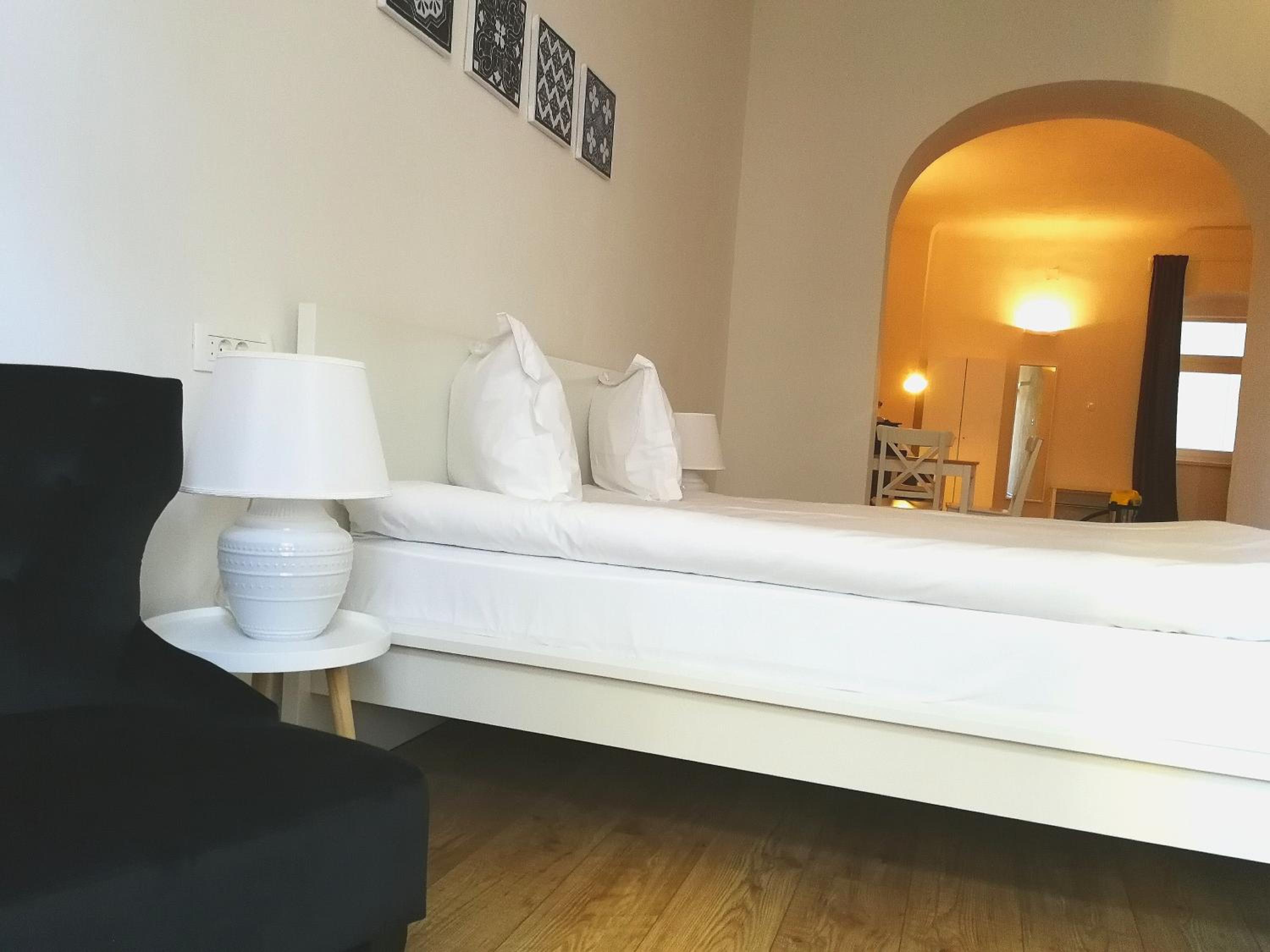 Deluxe Family Room - Photo 6