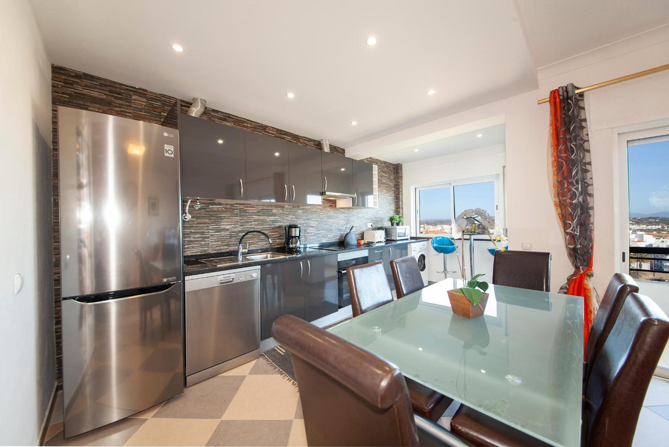 Two-Bedroom Apartment - Photo 8