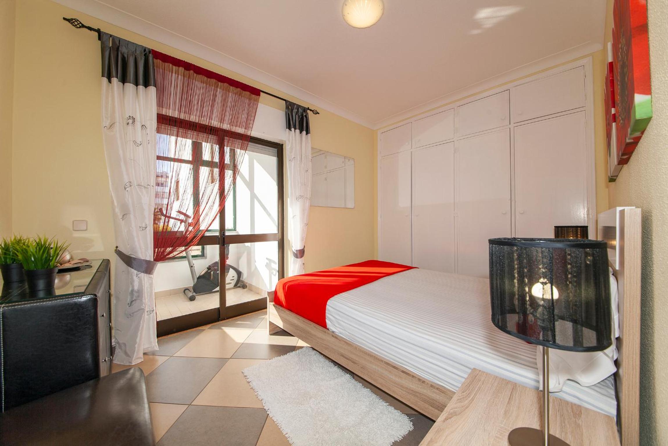 Two-Bedroom Apartment - Photo 32