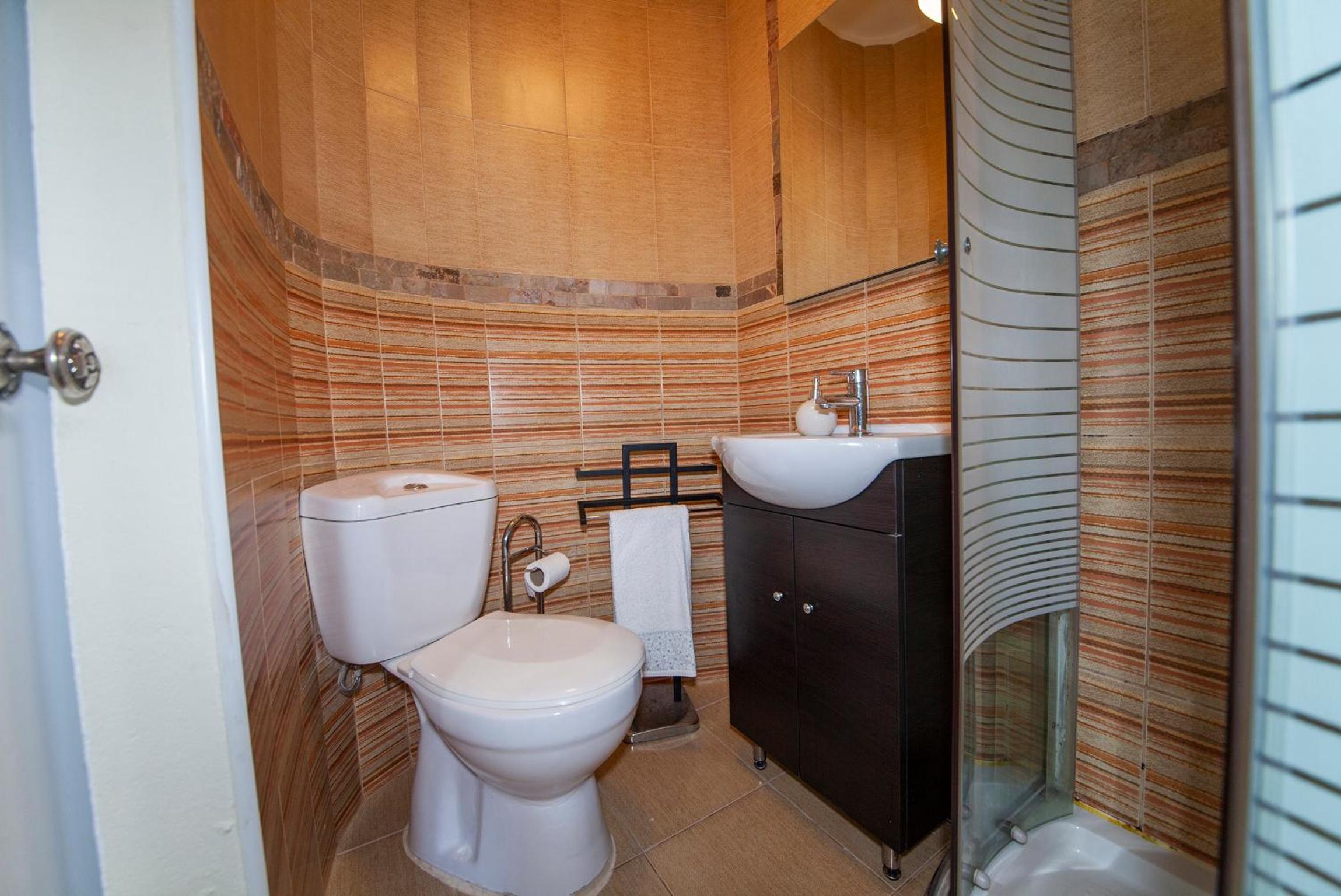 Two-Bedroom Apartment - Photo 15
