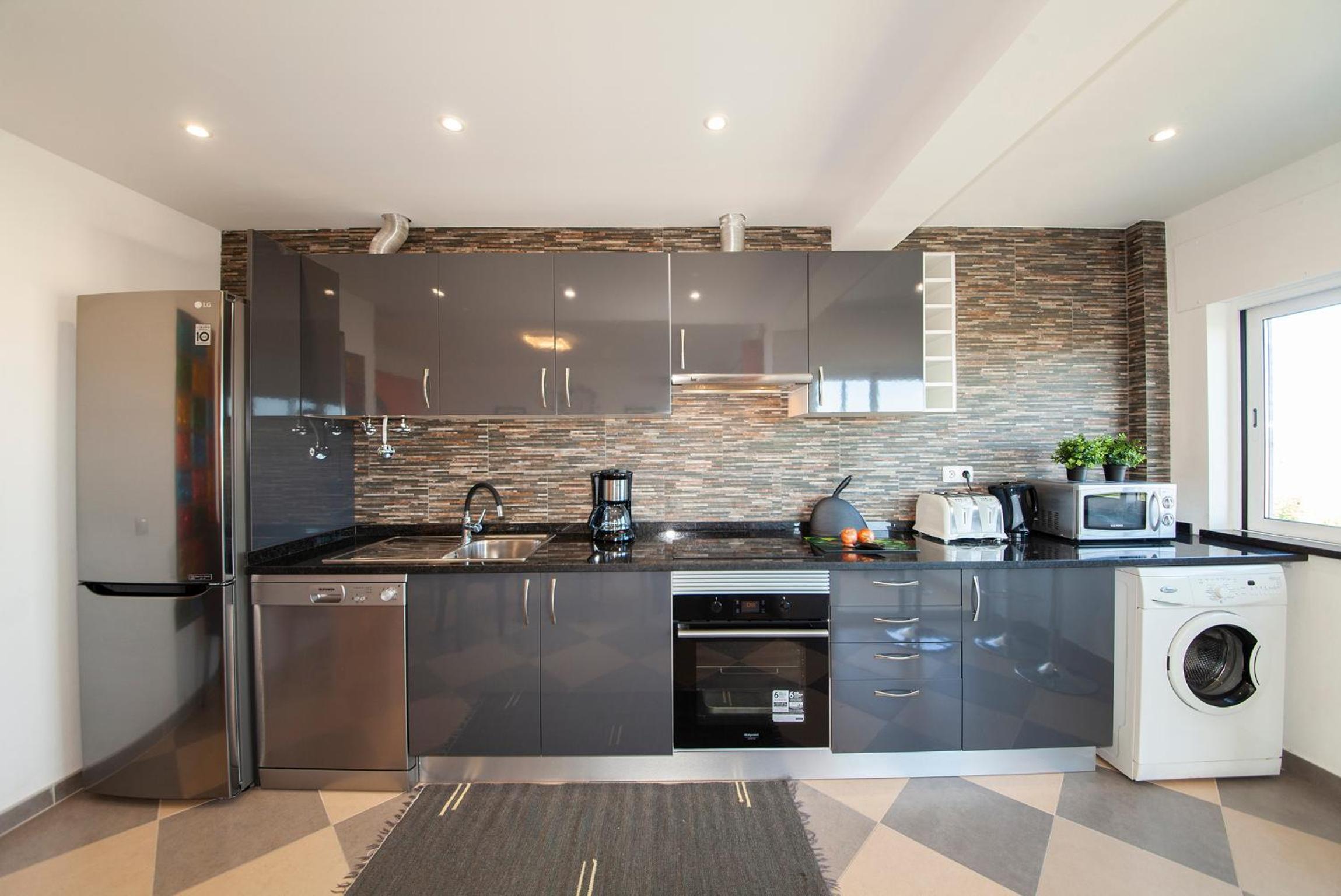 Two-Bedroom Apartment - Photo 18