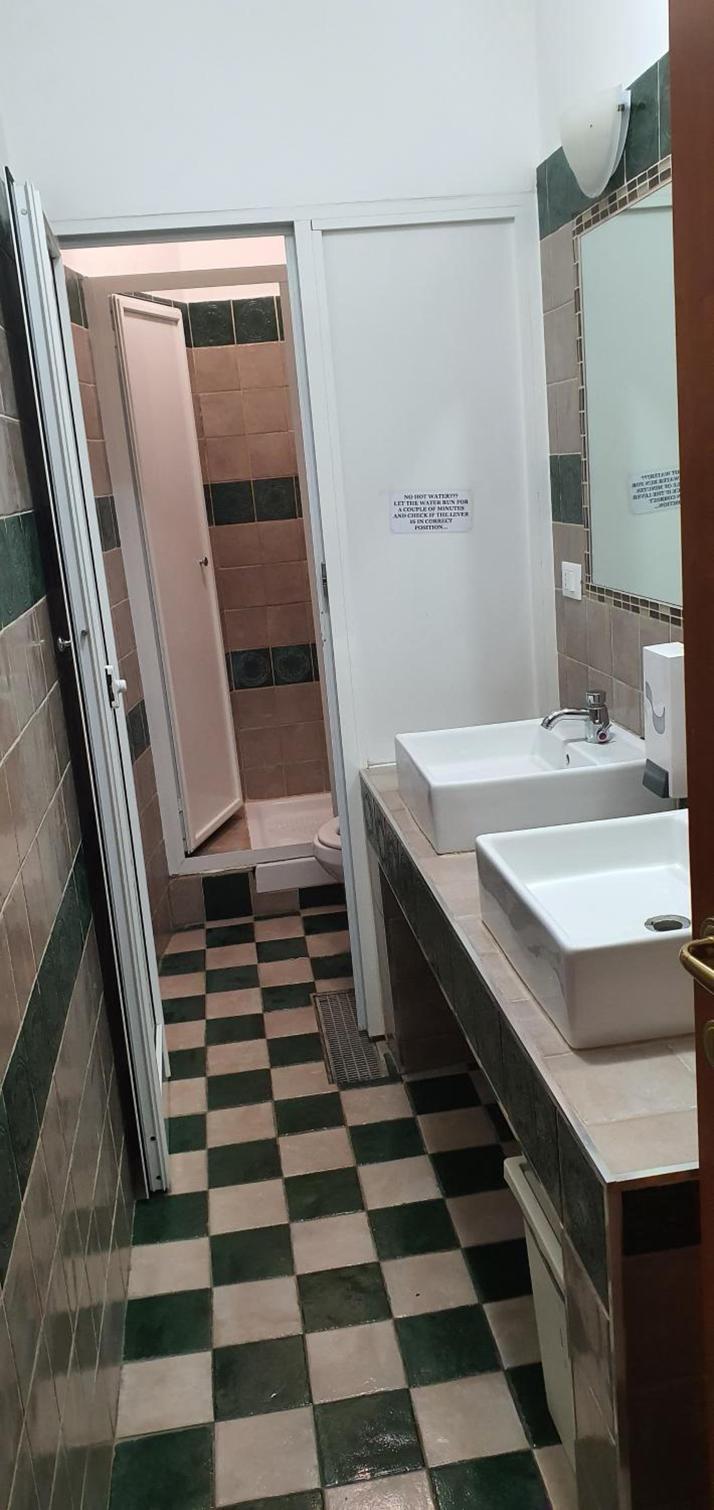 Quadruple Room with Bathroom photo 2