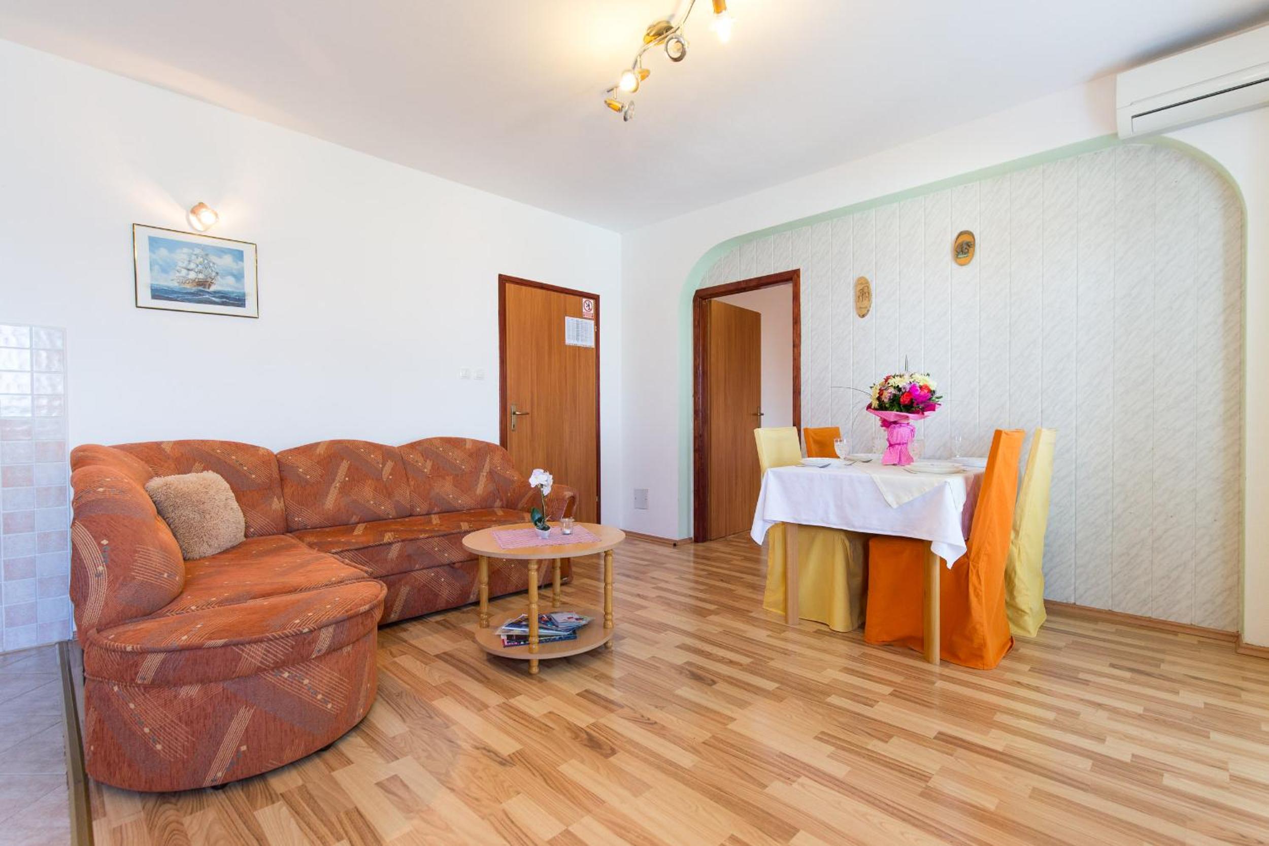 Deluxe Family Suite