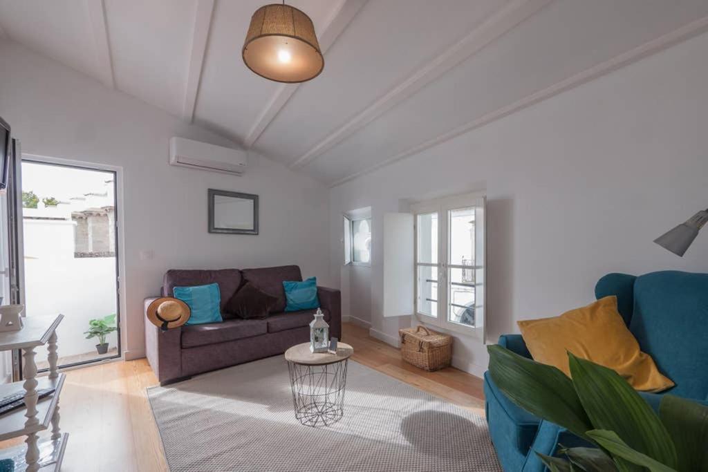 One-Bedroom House - Photo 1