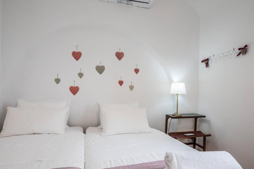 One-Bedroom House - Photo 16