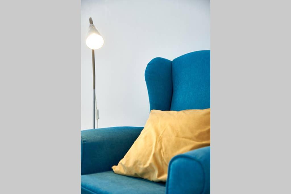 One-Bedroom House - Photo 35