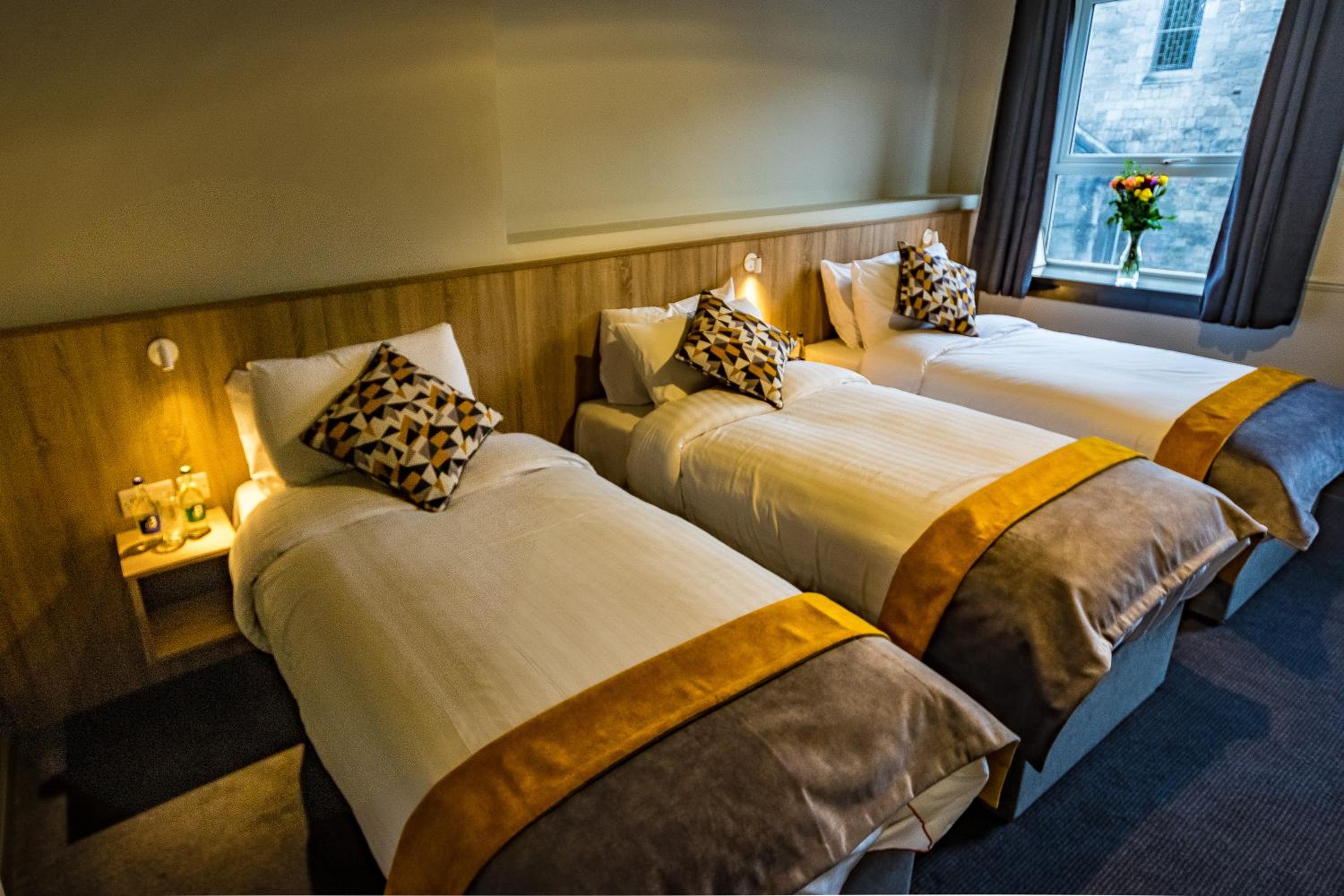 Triple Room - Photo 1