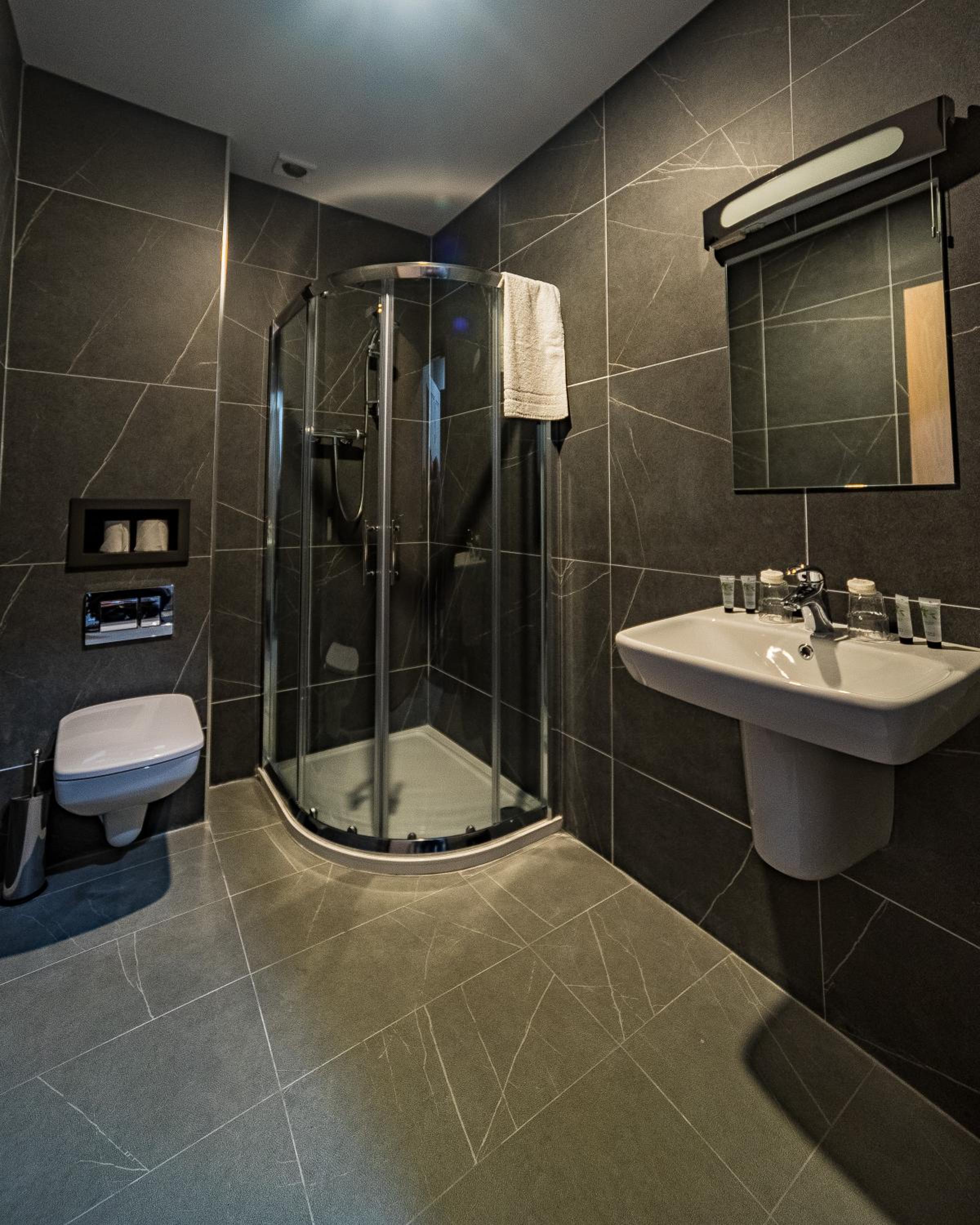 Twin Room - Photo 1