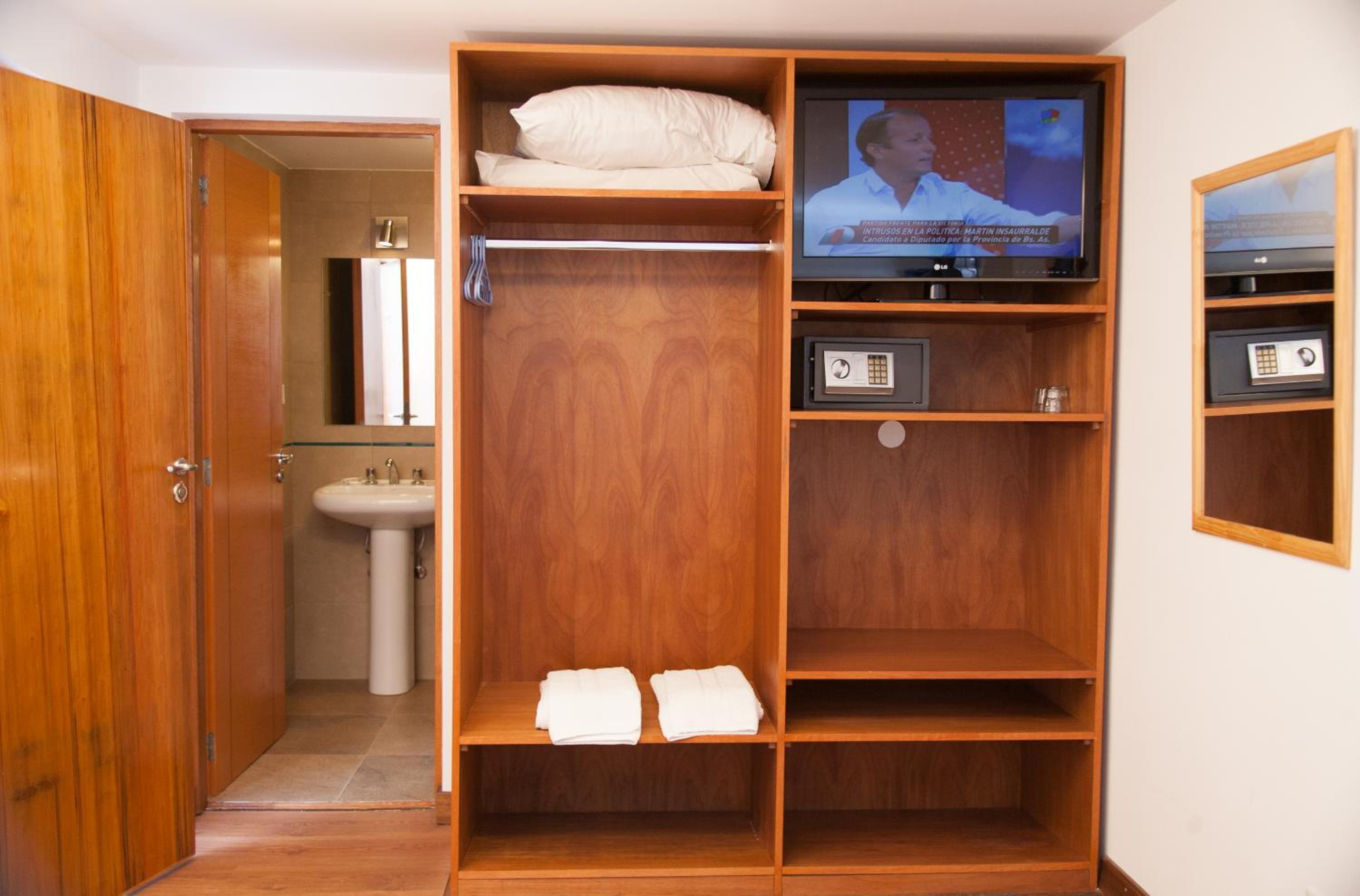Superior Twin Room photo 2