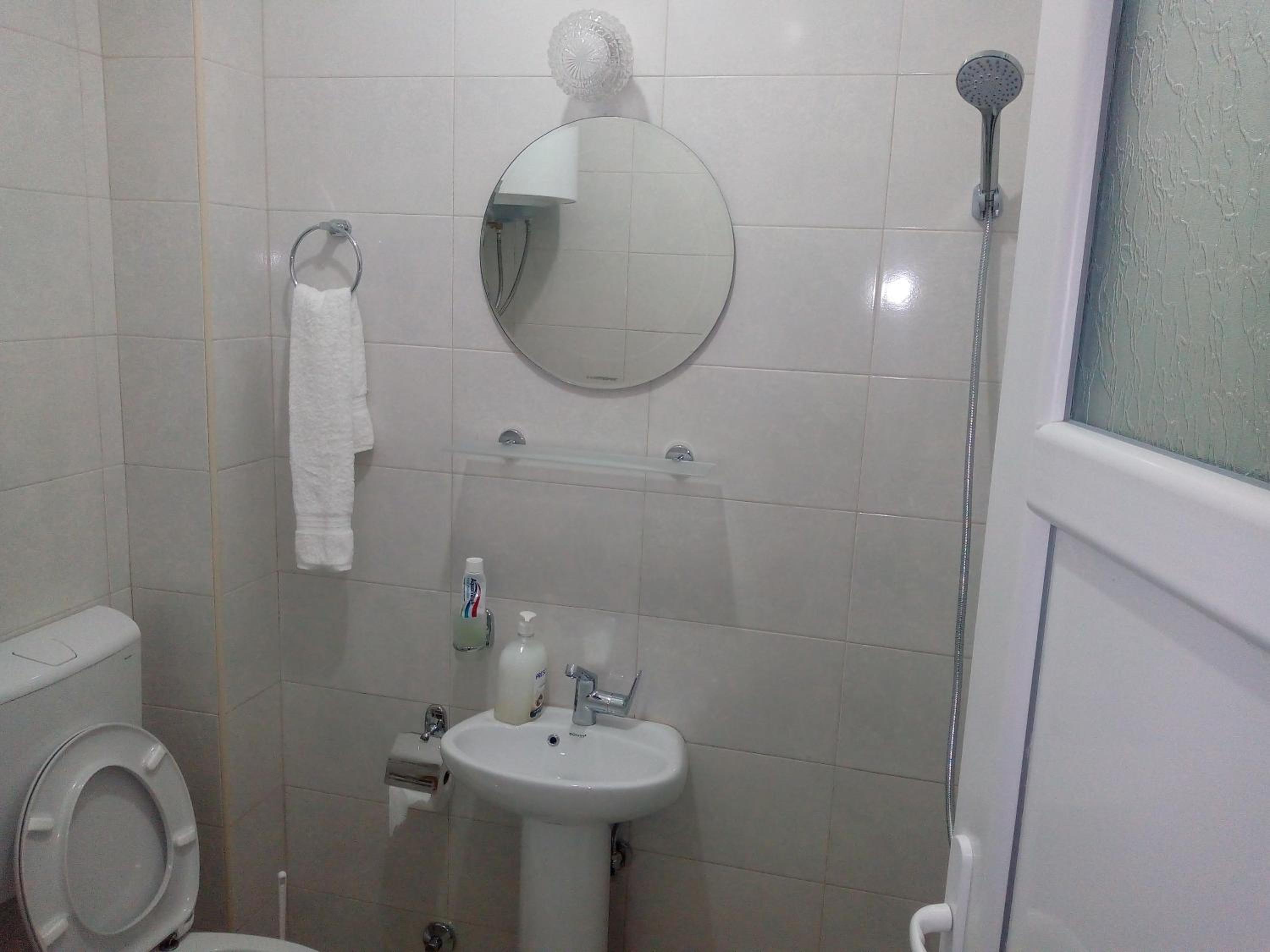 Large Double Room photo 3