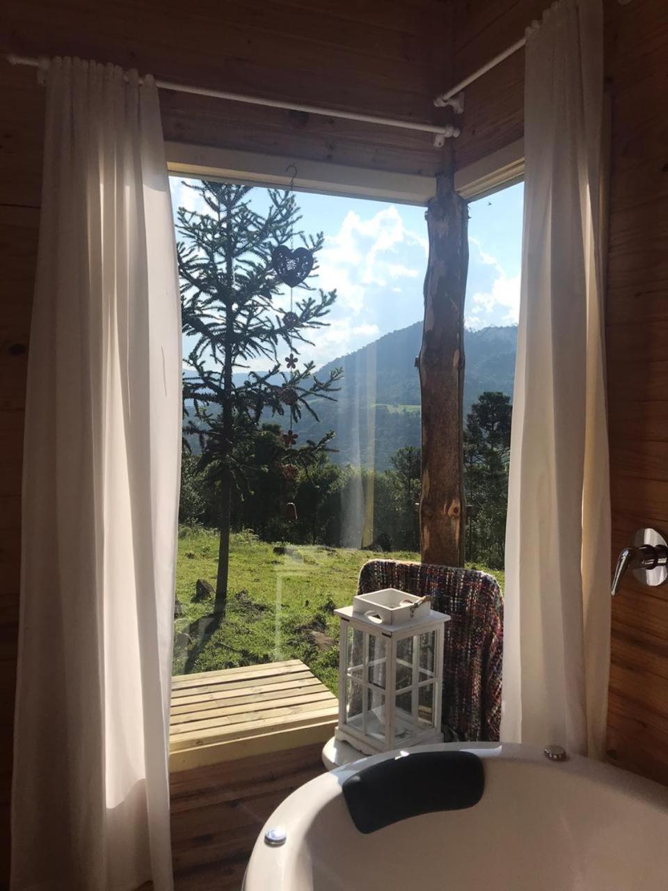 Deluxe Suite with Spa Bath - Photo 5