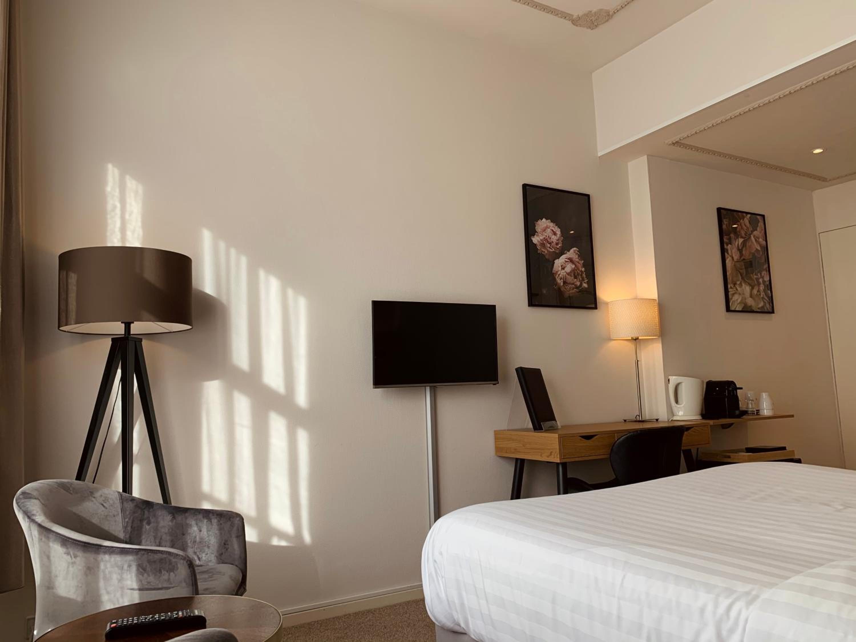 Comfort Double Room with Canal View - Photo 1