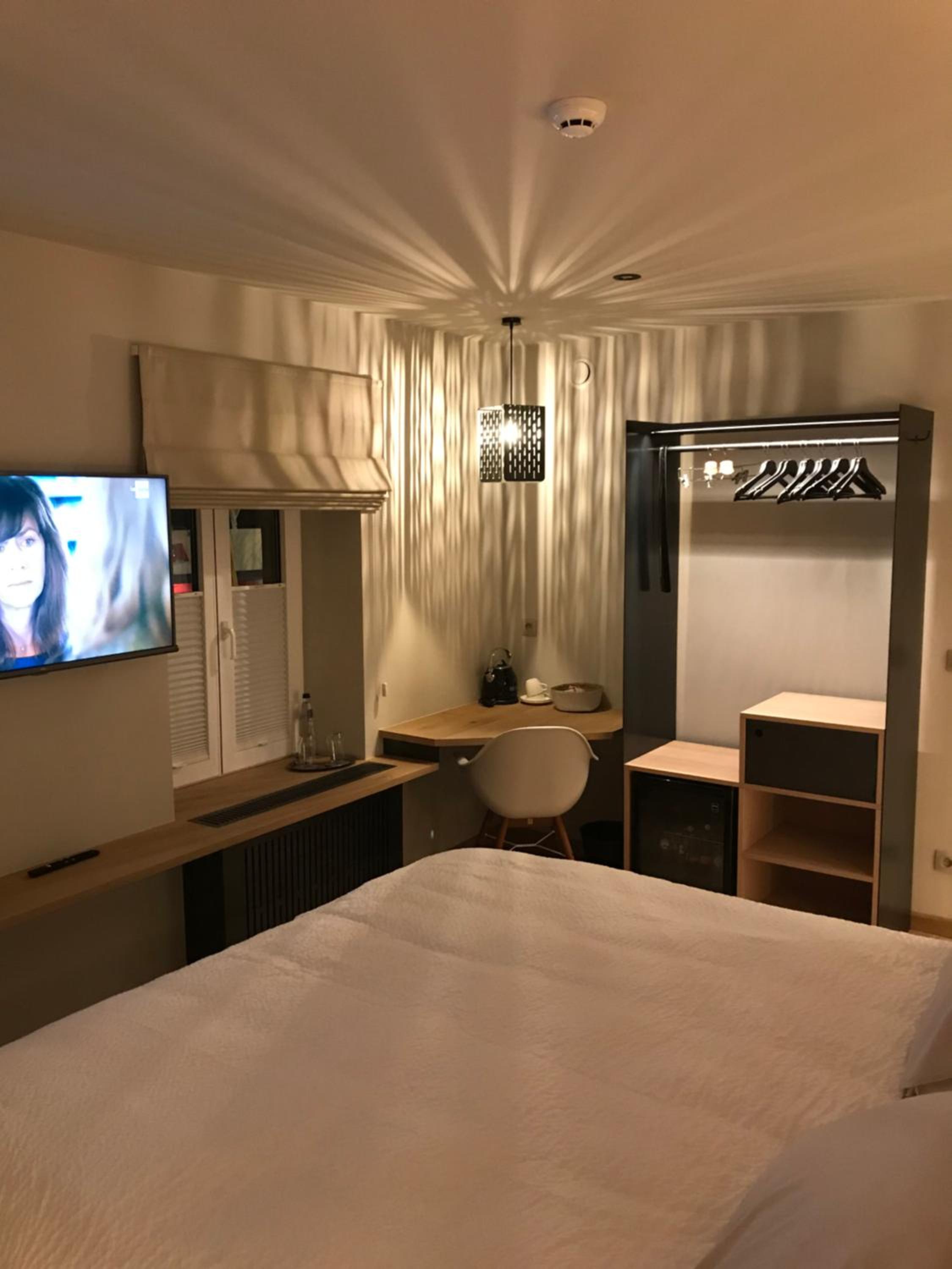 Double Room with Private Bathroom photo 3