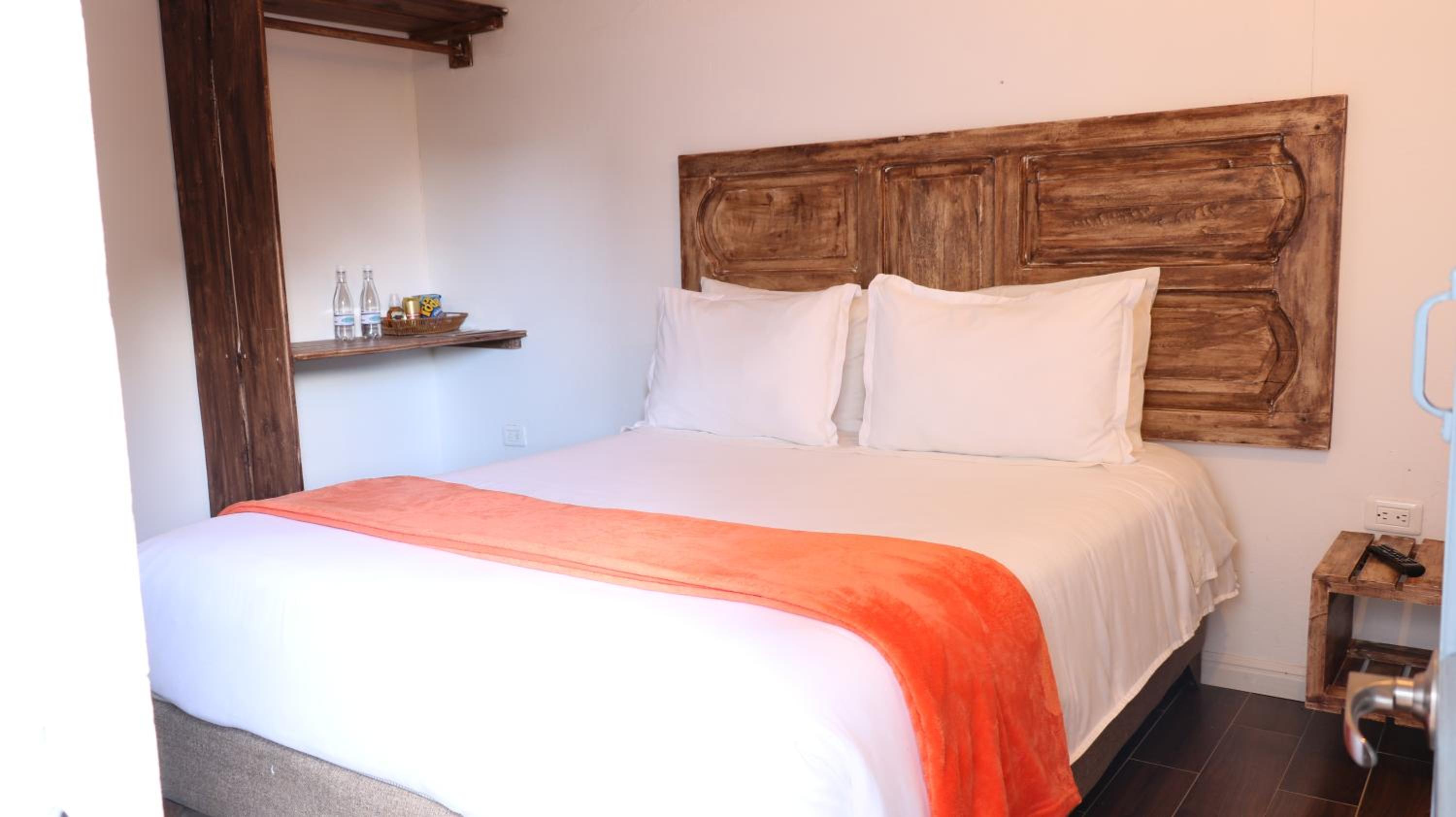 Queen Room photo 3