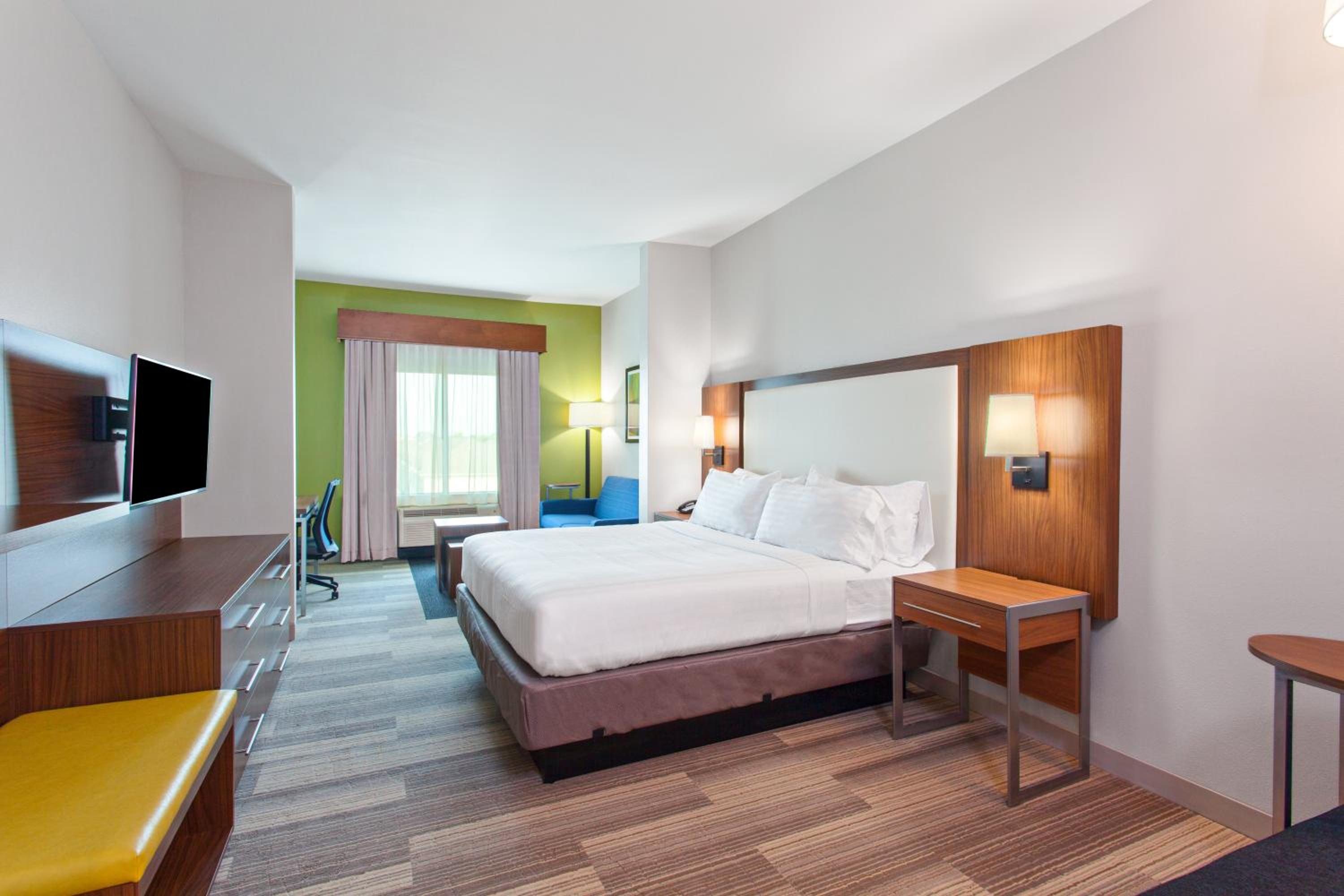 King Suite - Communication Accessible photo 1