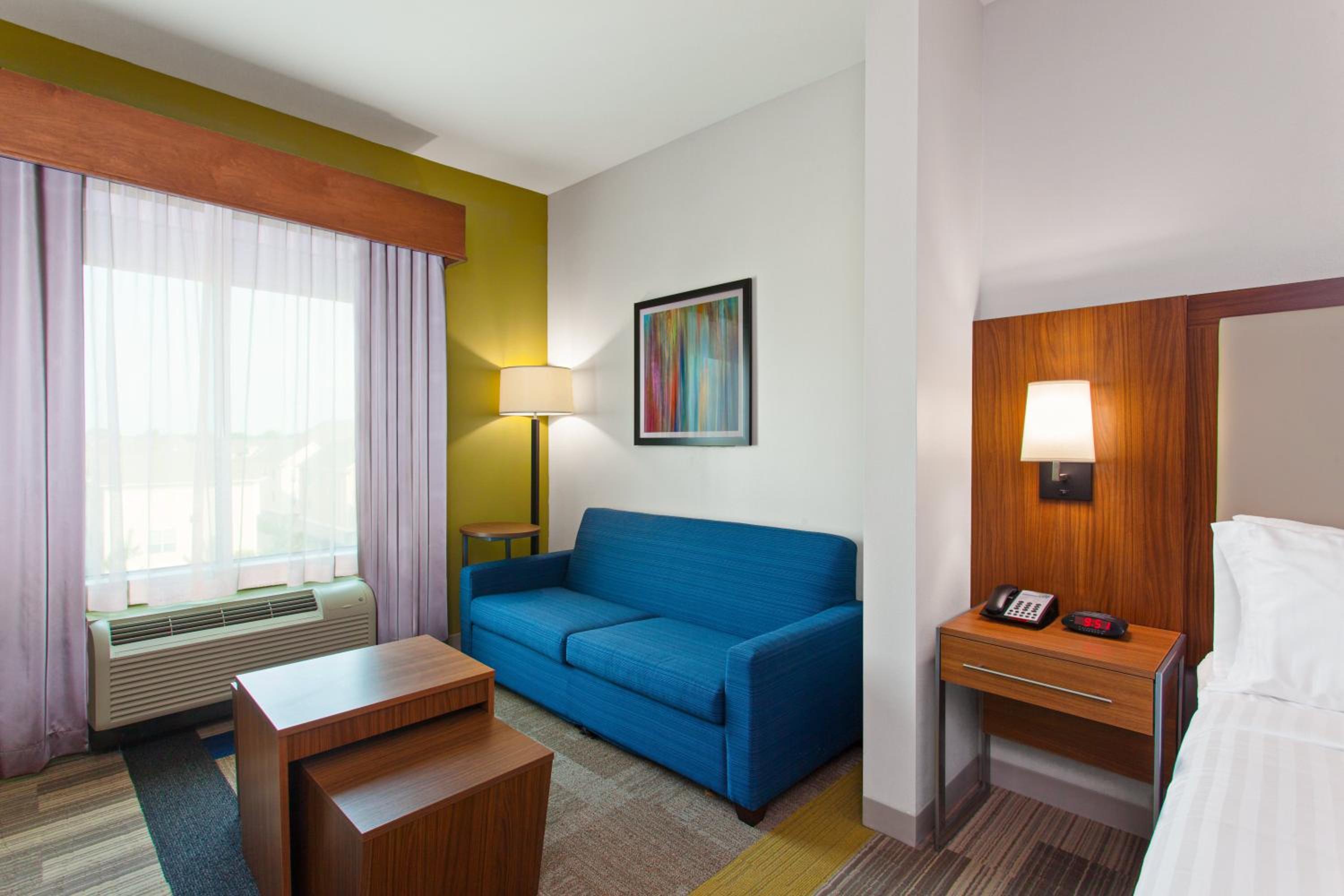King Suite - Communication Accessible photo 2