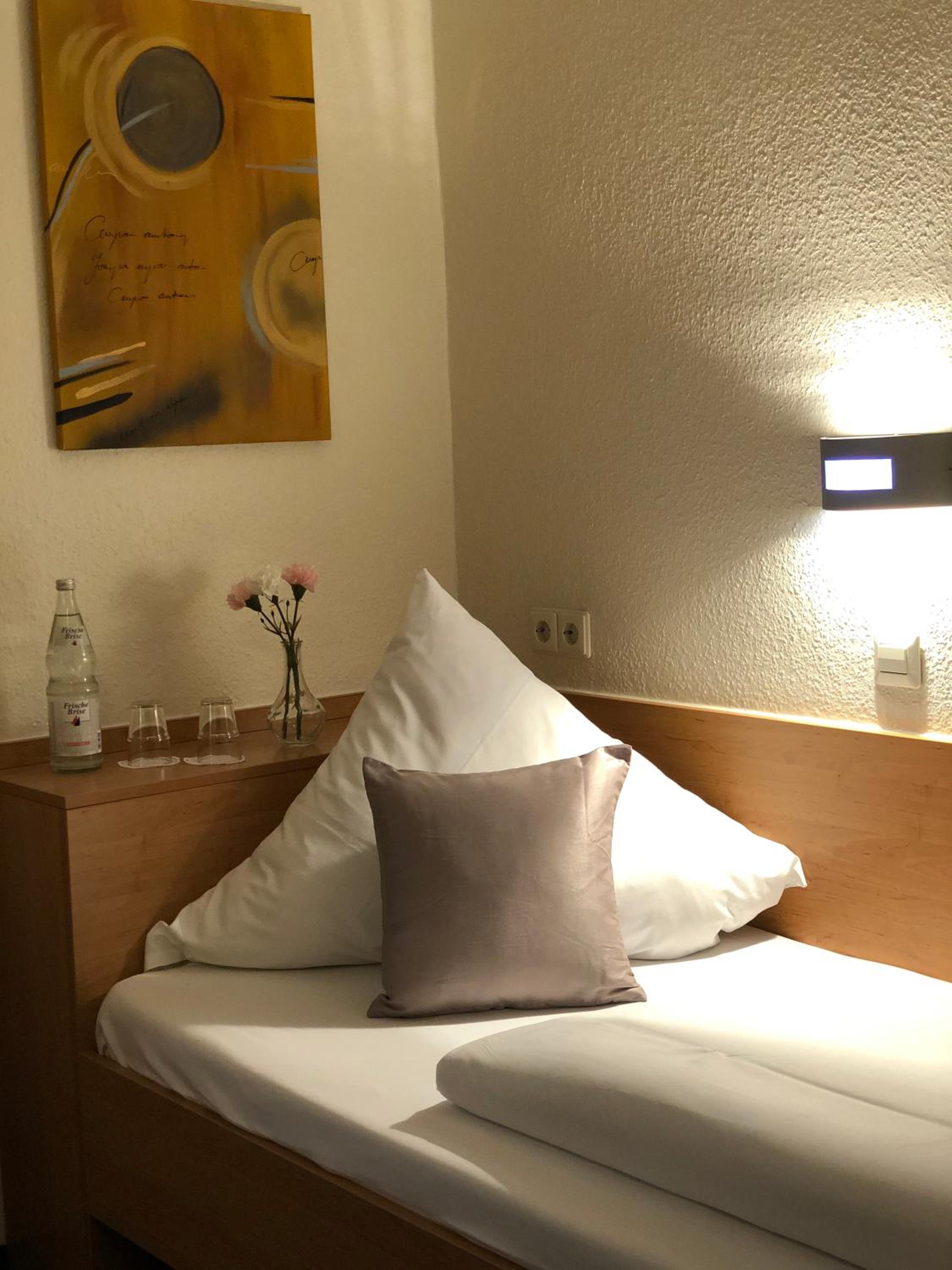 Single Room photo 1