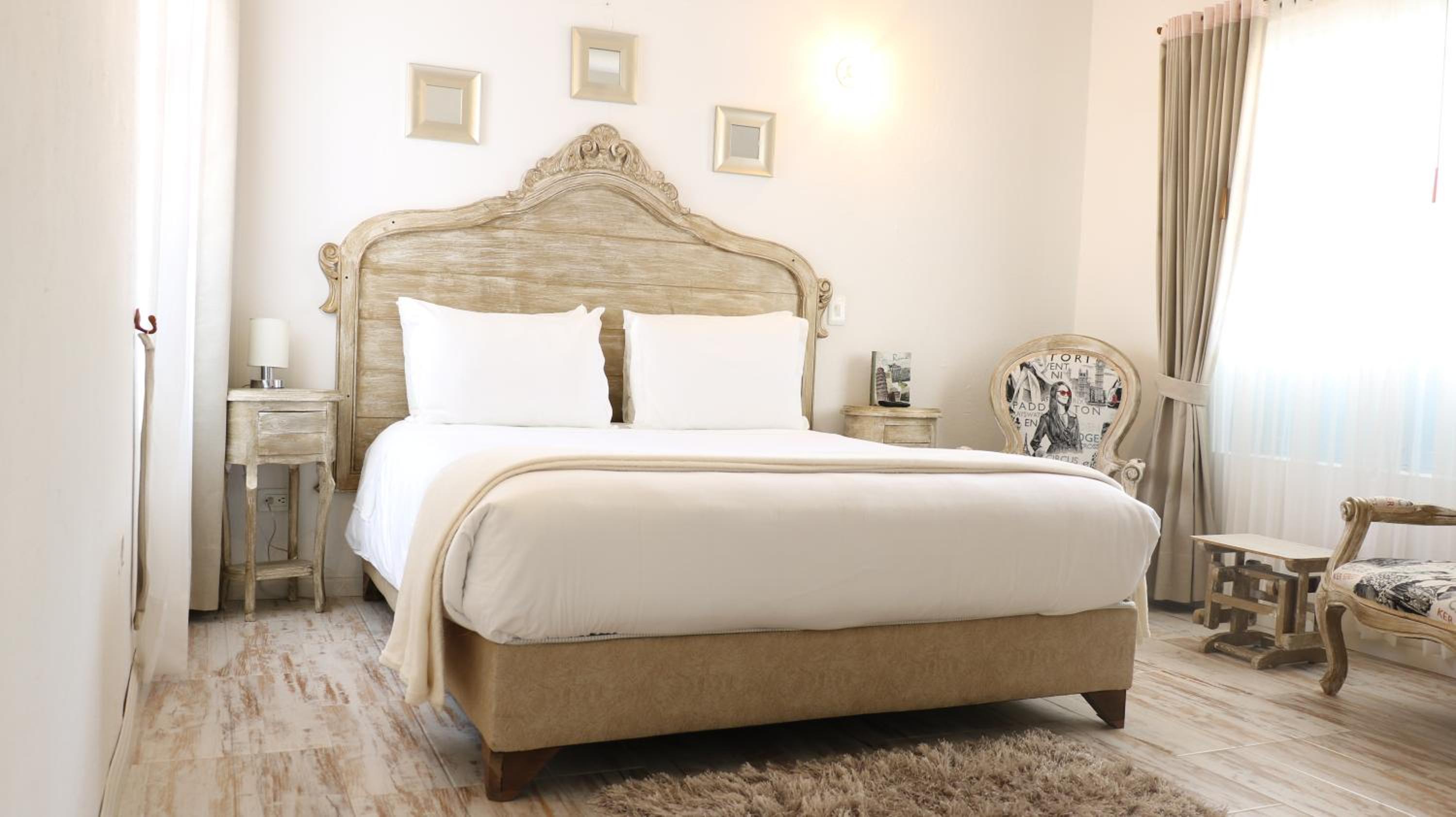 Deluxe Double Room with Bath photo 1